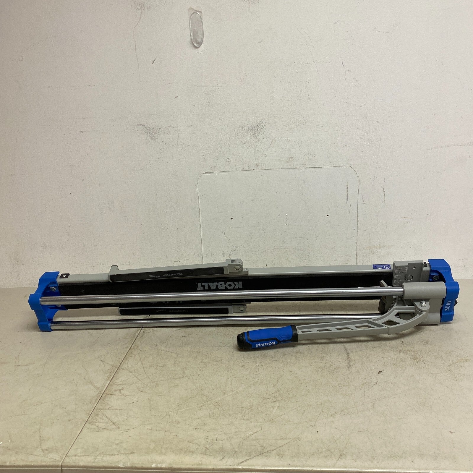 Kobalt 30 inch Tile Cutter 7/8 Cutting Wheel Up to 1/2 inch Thickness