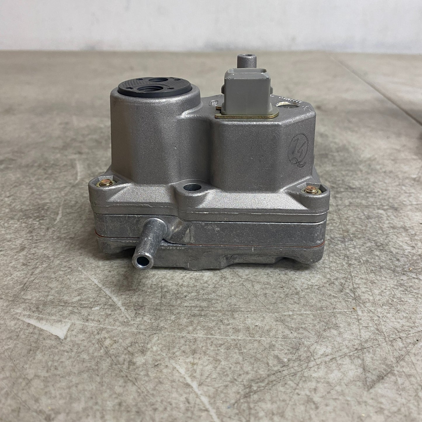 Bosch 0438140034000 Warm-Up Regulator 77-89 Audi 100 200 VW Passat Ferrari 208