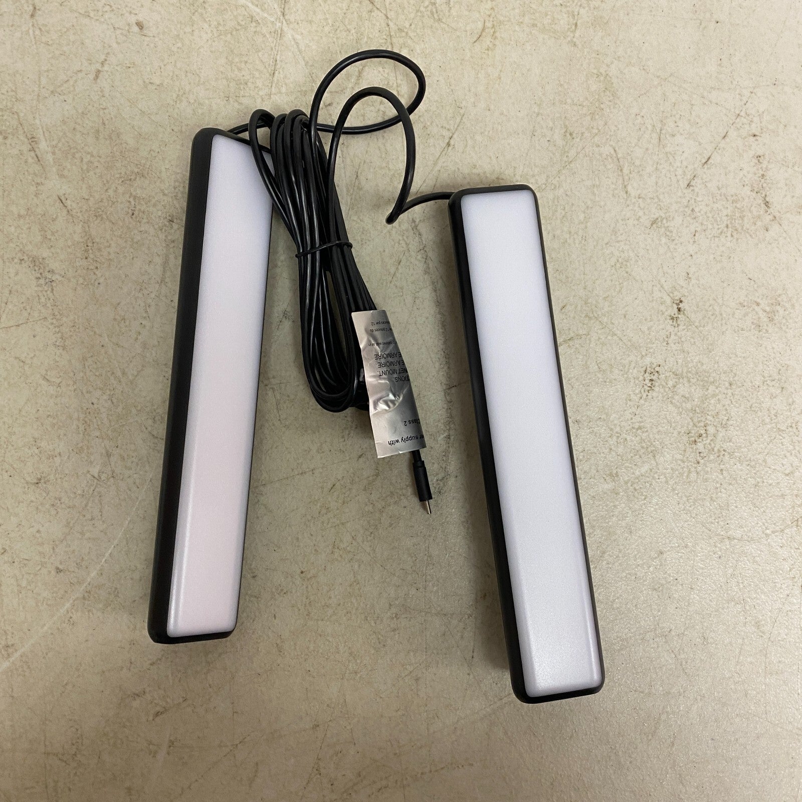 Govee RGBICWW Dreamview TV Backlights and Light Bar with Camera for 55"-65" TVs