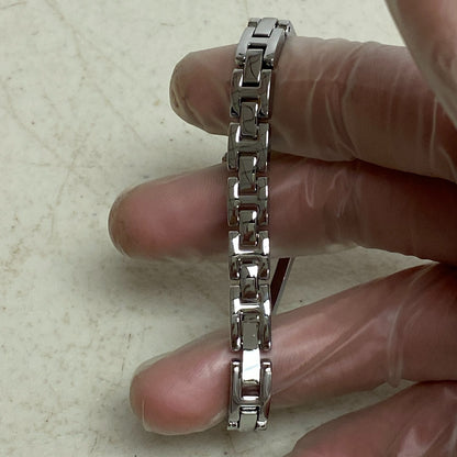 Armitron Women's 75/3531 Swarovski Crystal Acc SILVERT-Tone Bangle Watch R15