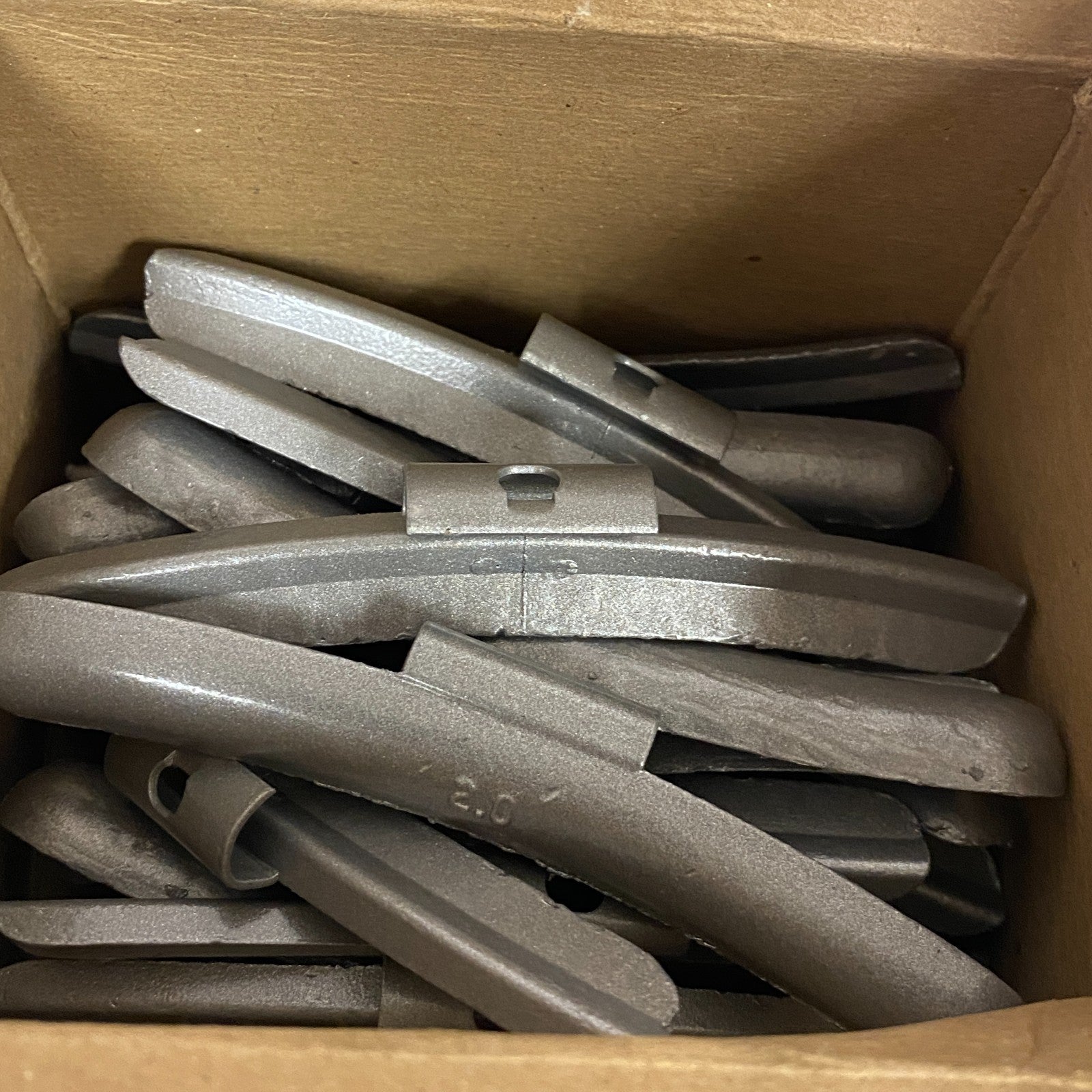 Carquest Wearever LH200 2 oz Clip-On Lead Wheel Weights 25-Pack Zinc Coated