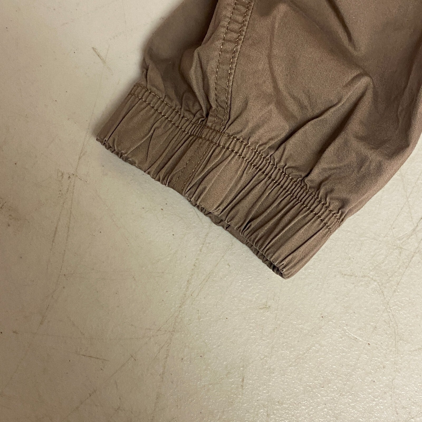 DSG Men's Training Causal Cotton Woven Jogger Athletic Fit Warm Almond DAM23111