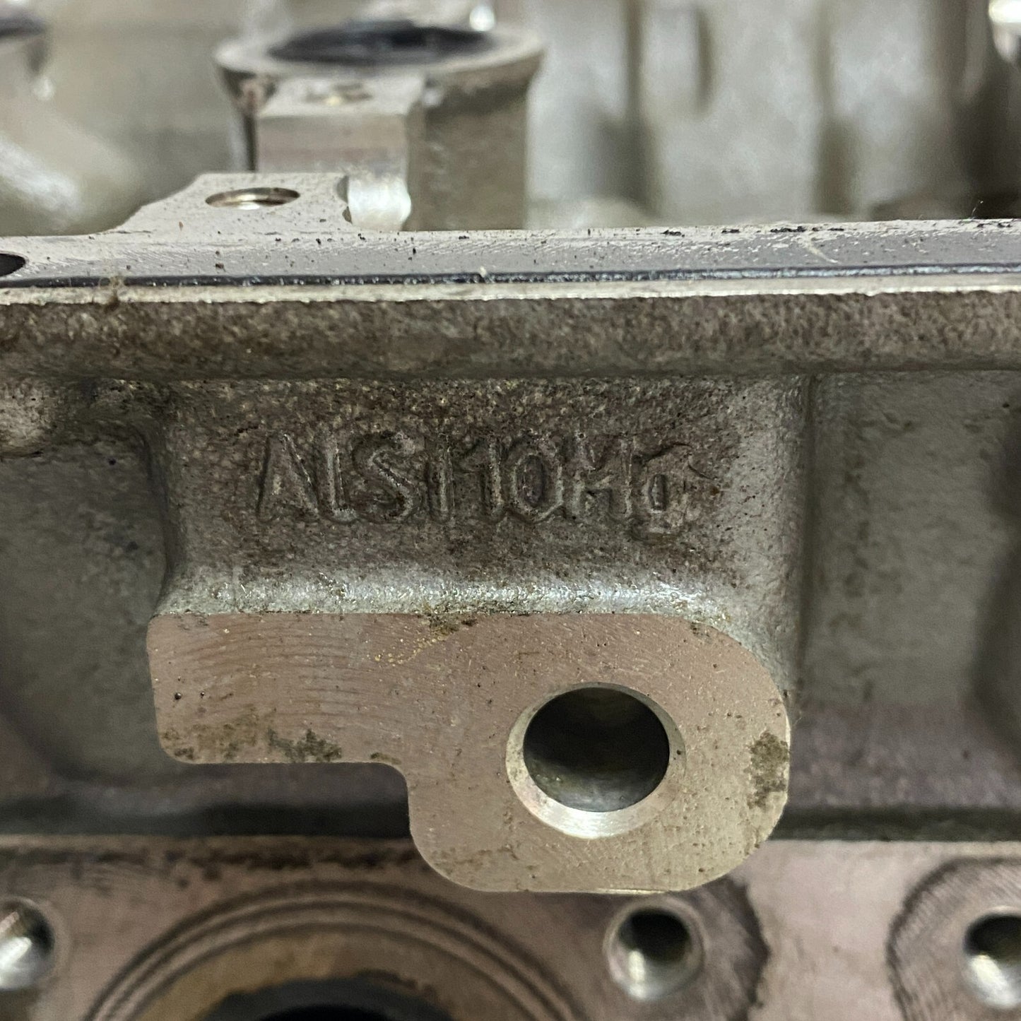 Audi PETROL ENGINE MOTOR LEFT CYLINDER HEAD 06E103404AA