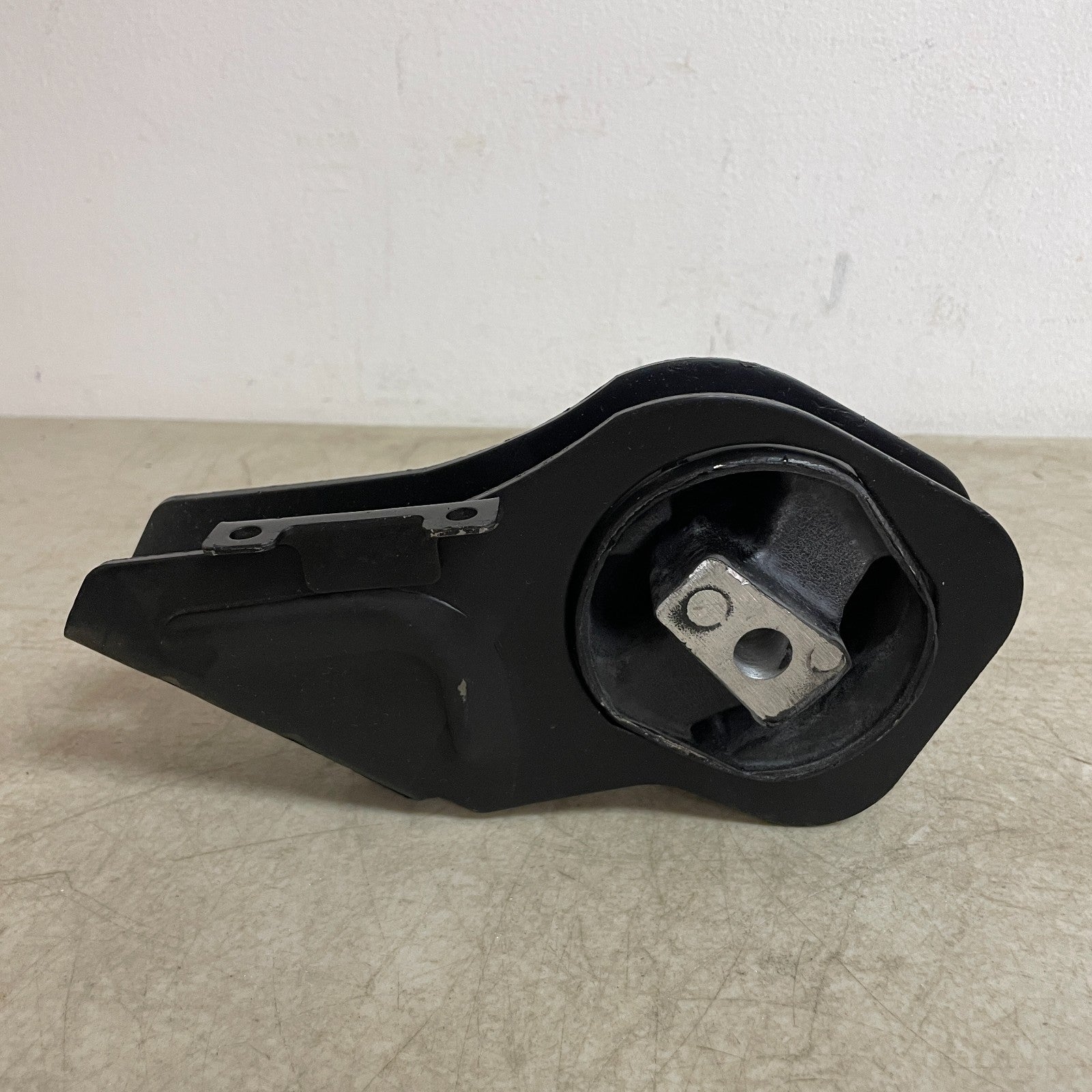 Anchor 3070 Front Transmission Mount OE Equivalent for Alero Grand Am Malibu