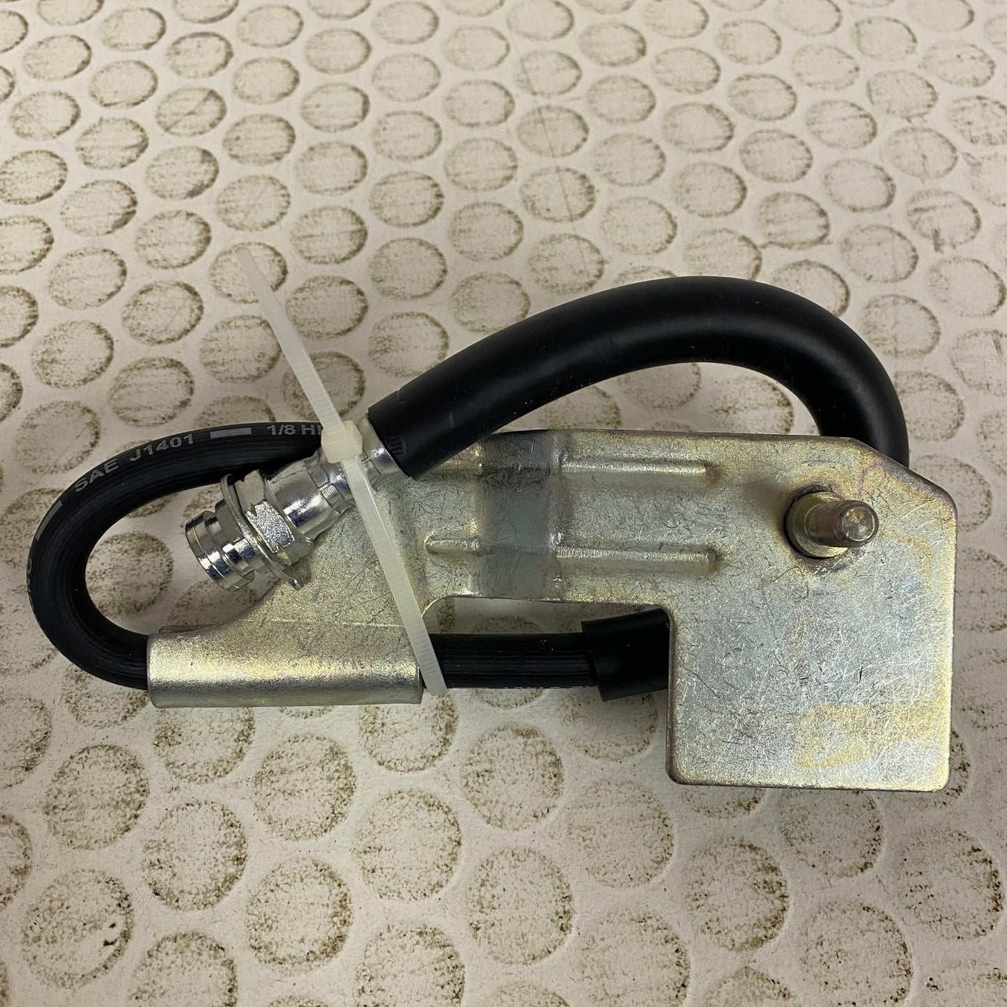 Carquest Wearever BHA38640 Brake Hose Assembly Front Left 1990 1992 Cadillac