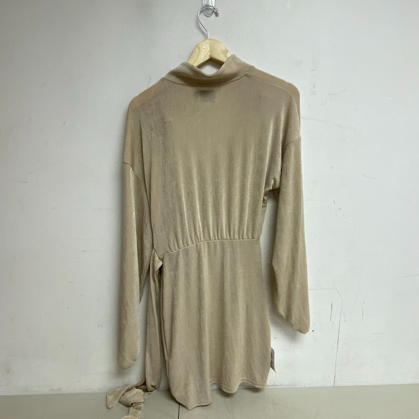 ASOS DESIGN wrap slinky blouson sleeve midi dress in Cream Size 8