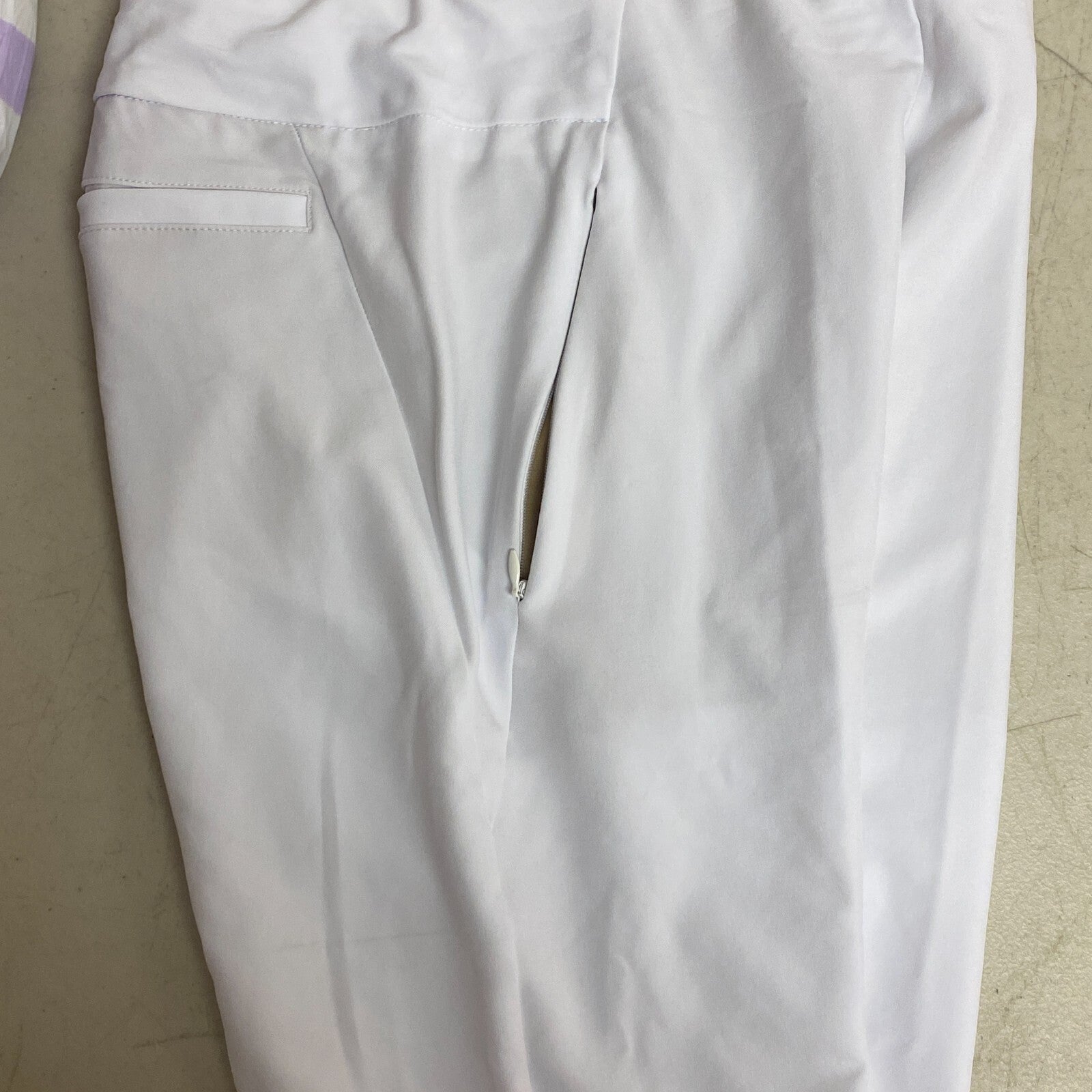 Tail White Label Women's Golf Fitted Shorts Size 2 White Clean Front Pieced