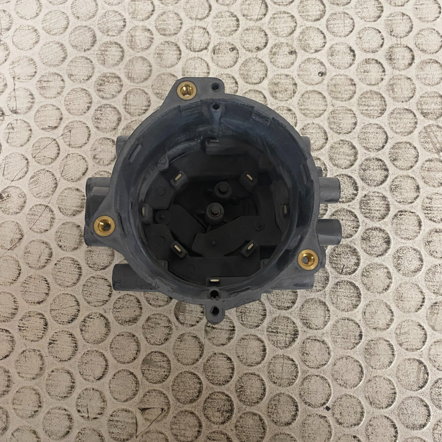 Standard Motor Products JH-221 Distributor Cap 1987-1988 Nissan Stanza