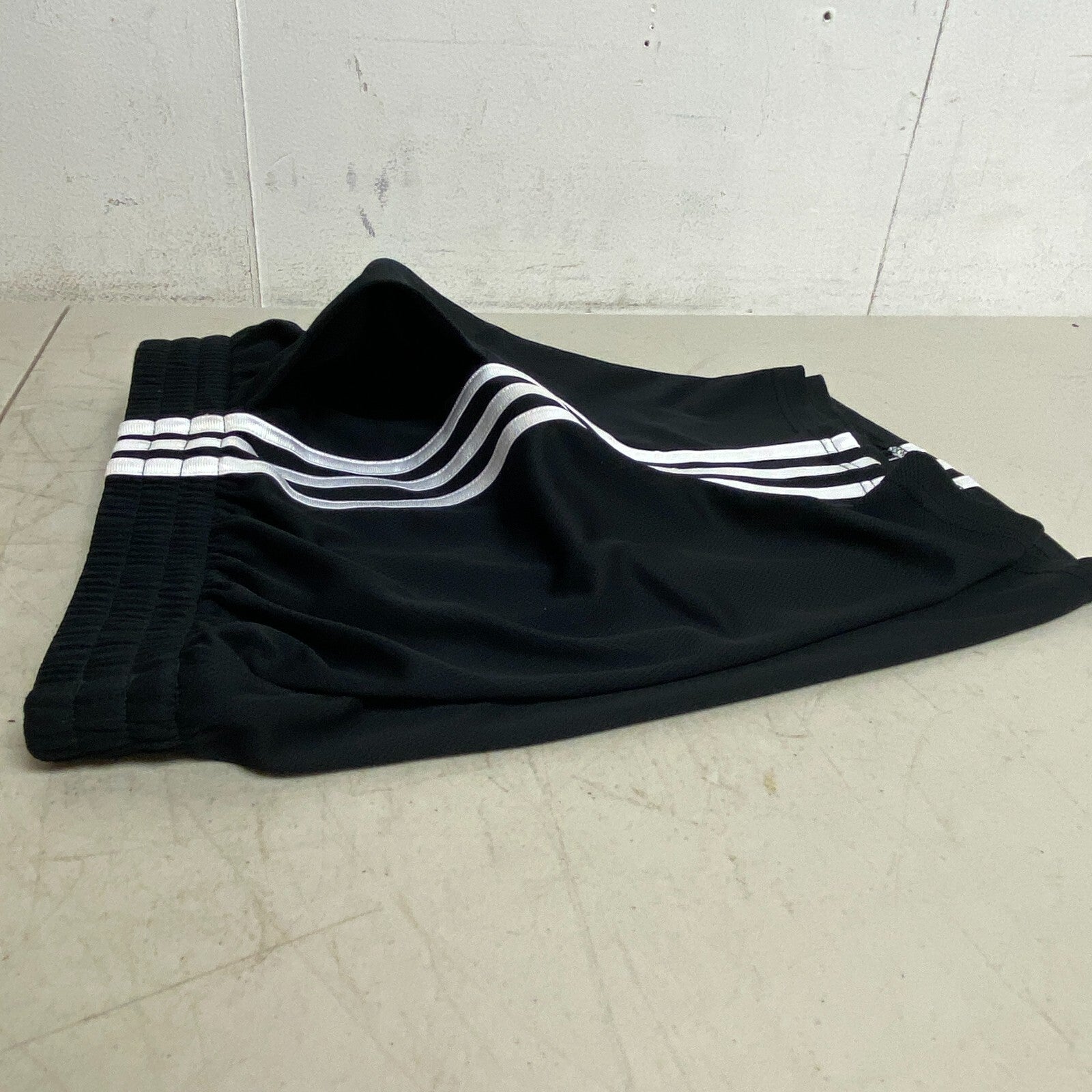Adidas Black Classic 3-Stripes Mesh Shorts Med Boys & Toddlers  AH5547 AK01