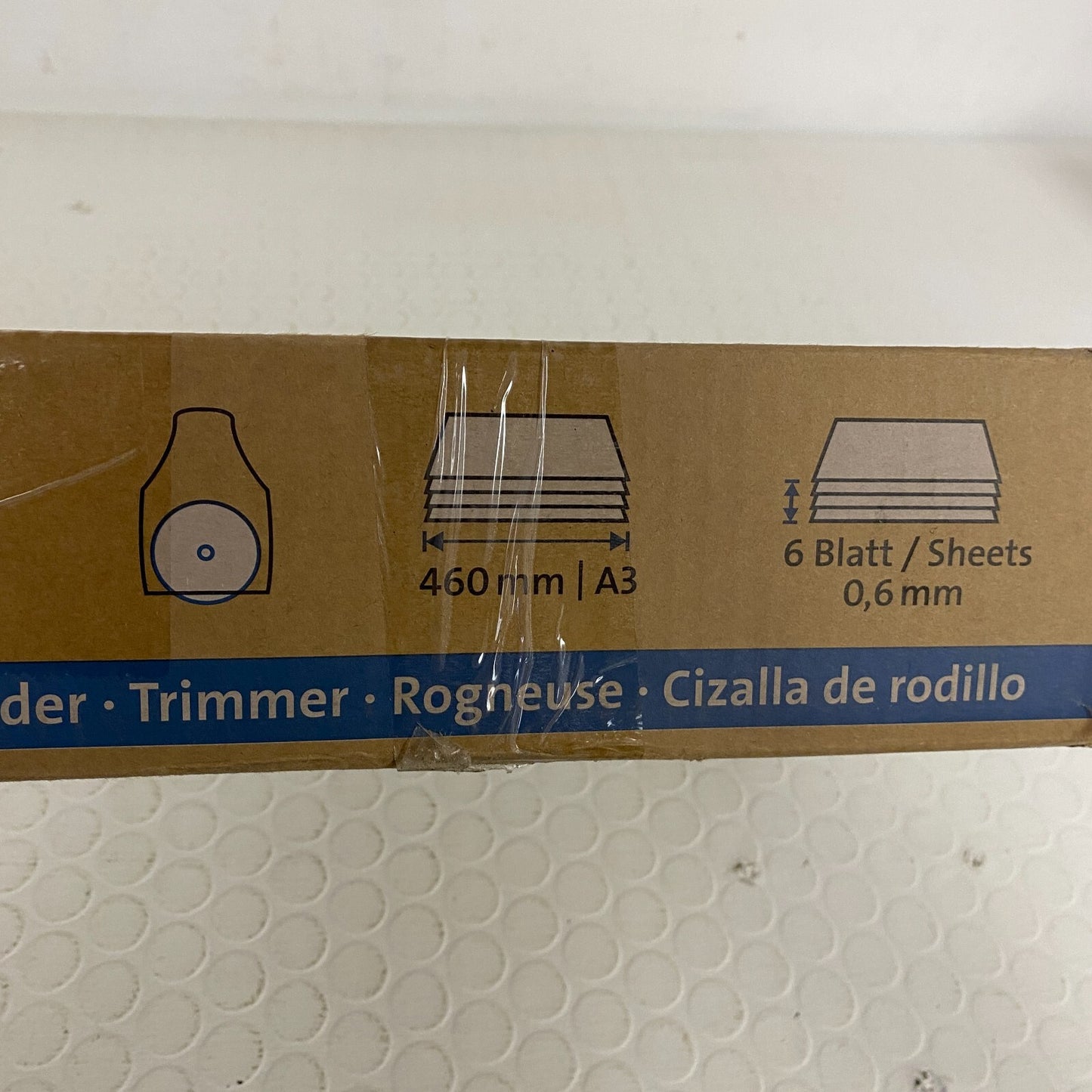 Dahle 508 Personal Rotary Trimmer 18″ Cut Length Self-Sharpening Auto Clamp