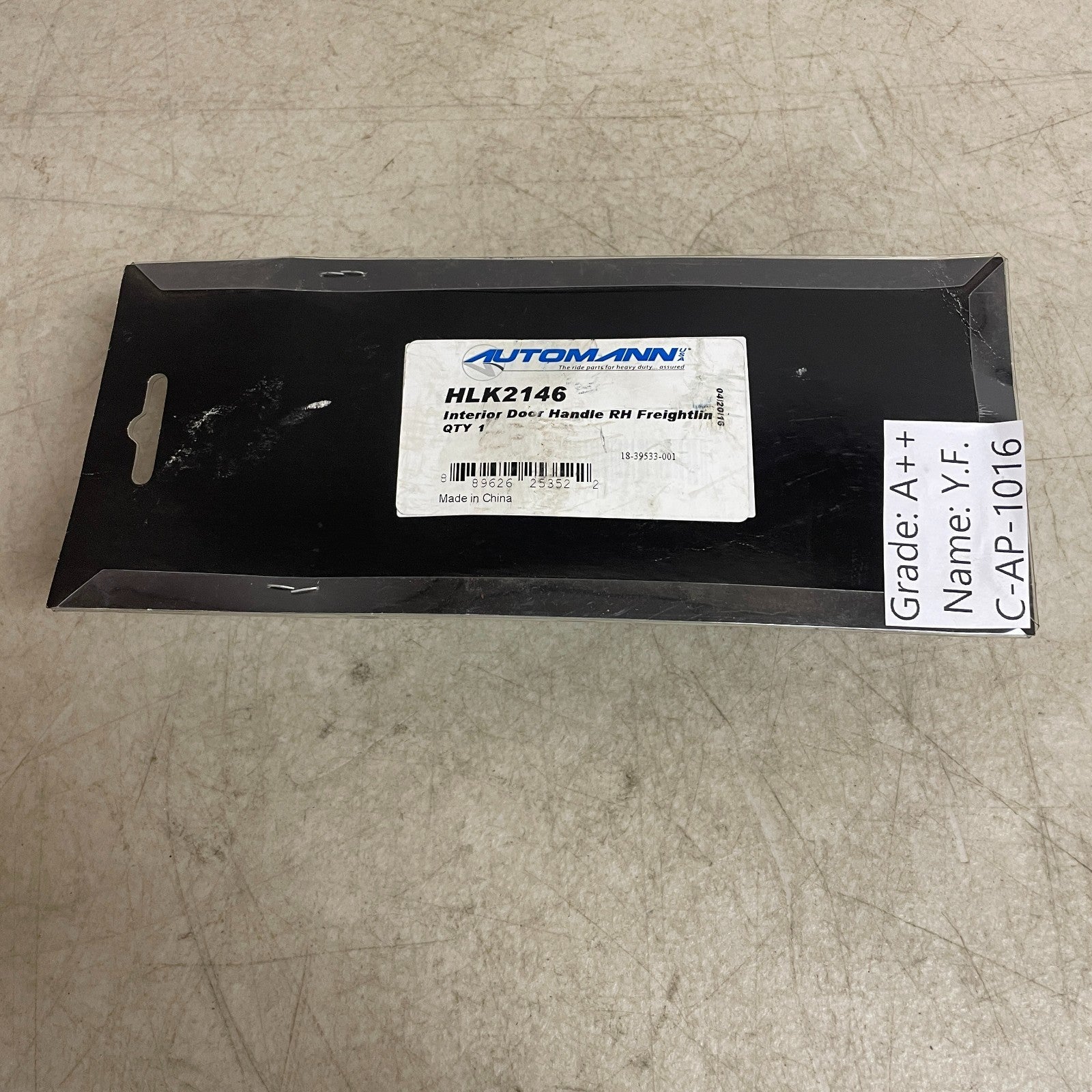 Automann Interior RH Door Handle Black Freightliner Century Columbia HLK2146