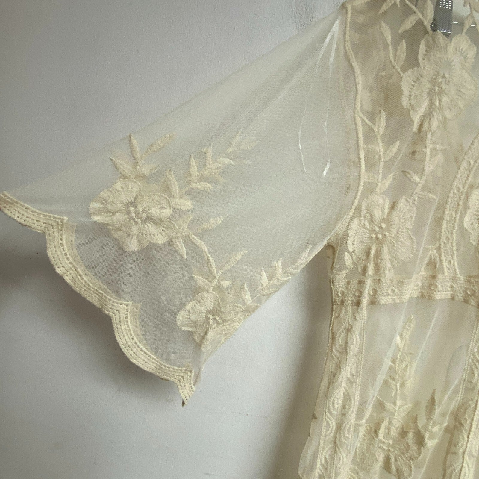 Blue Rain Womens Swim Coverup Creme Embroidered Floral Size Womens Large