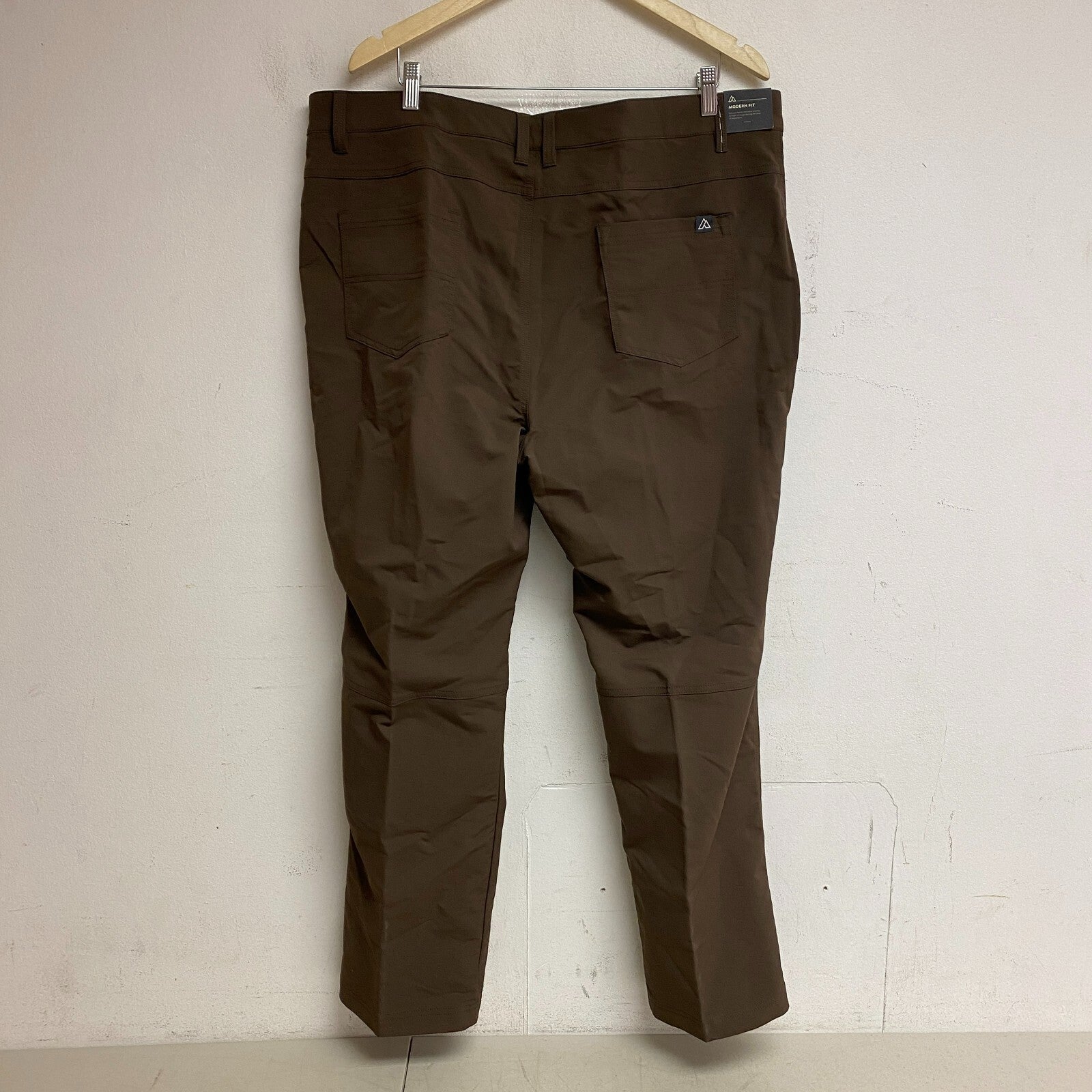 Alpine Design Men's M AD Trailhead Tech Pant Coffee Grounds ADM23910