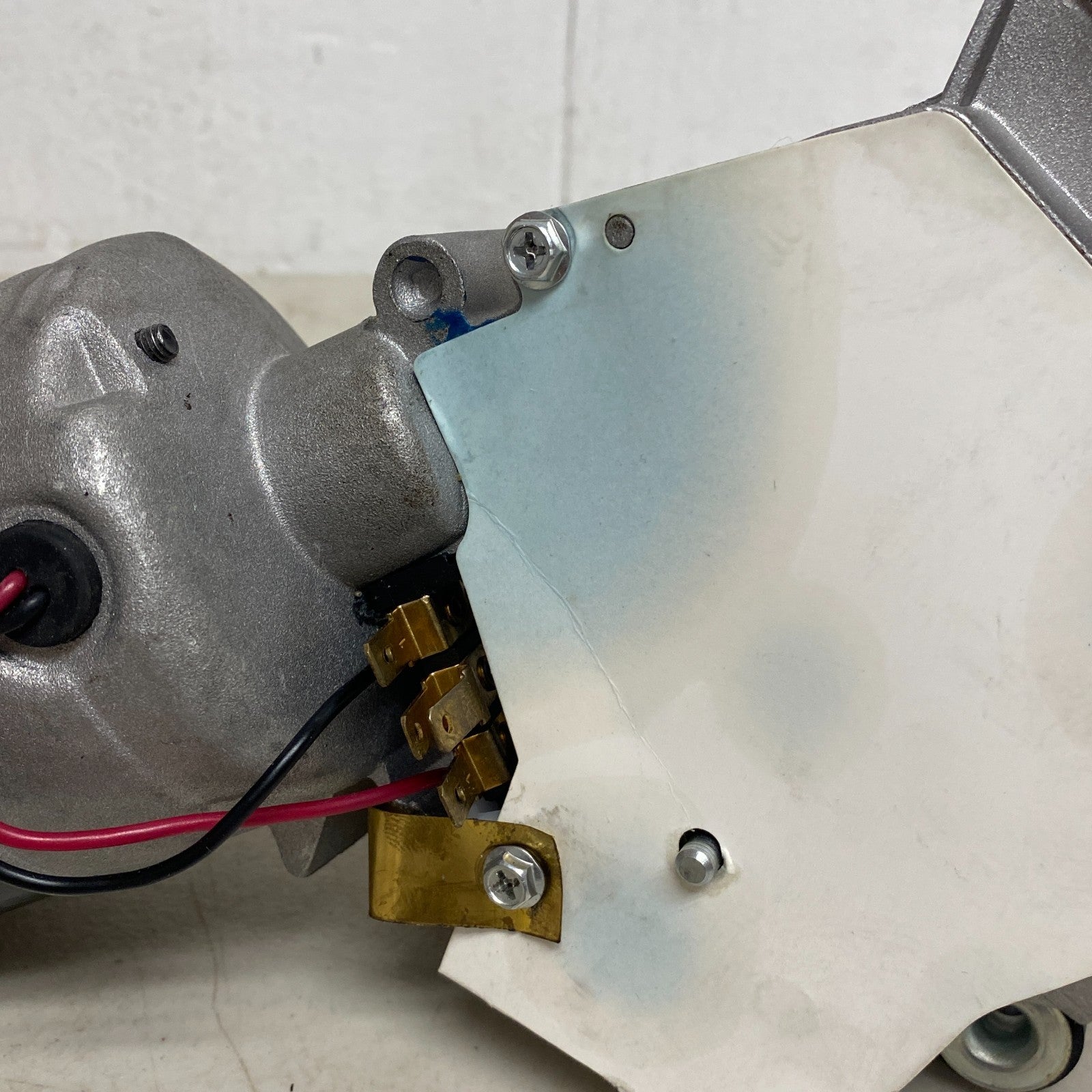 Cardone 85-148 Front Windshield Wiper Motor for 1968–1971 Chevrolet Models