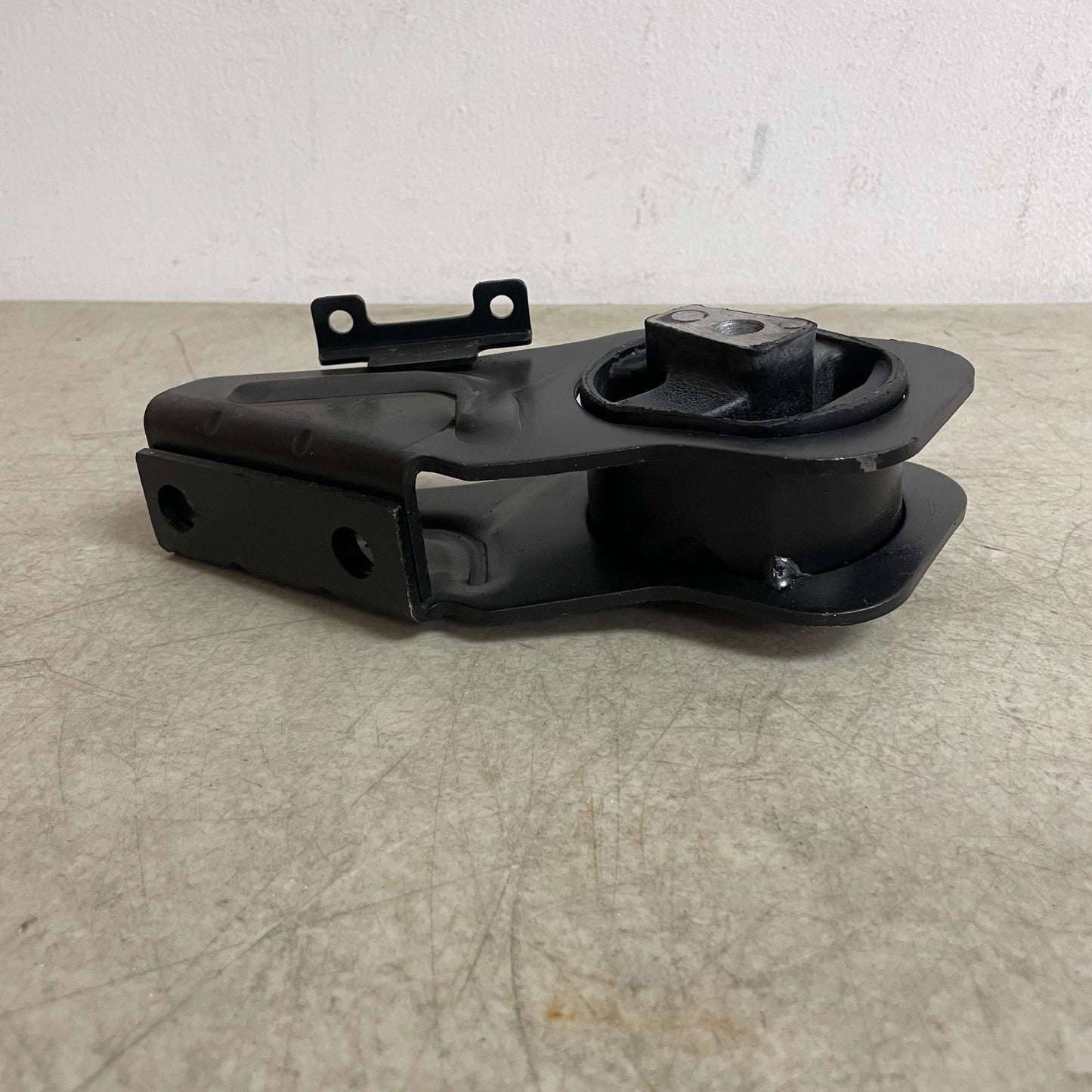 Anchor 3070 Front Transmission Mount OE Equivalent for Alero Grand Am Malibu