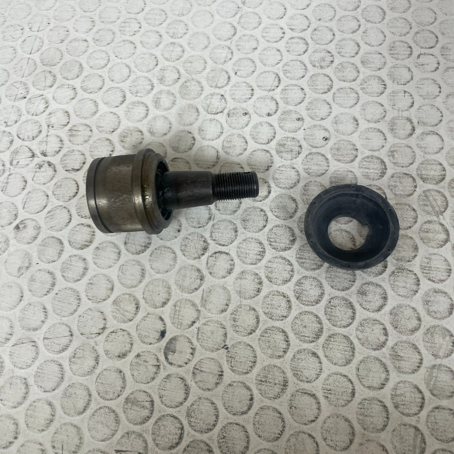 Moog K80027 Front Upper Suspension Ball Joint Toyota Tundra 2007-2021 4WD 2WDXL