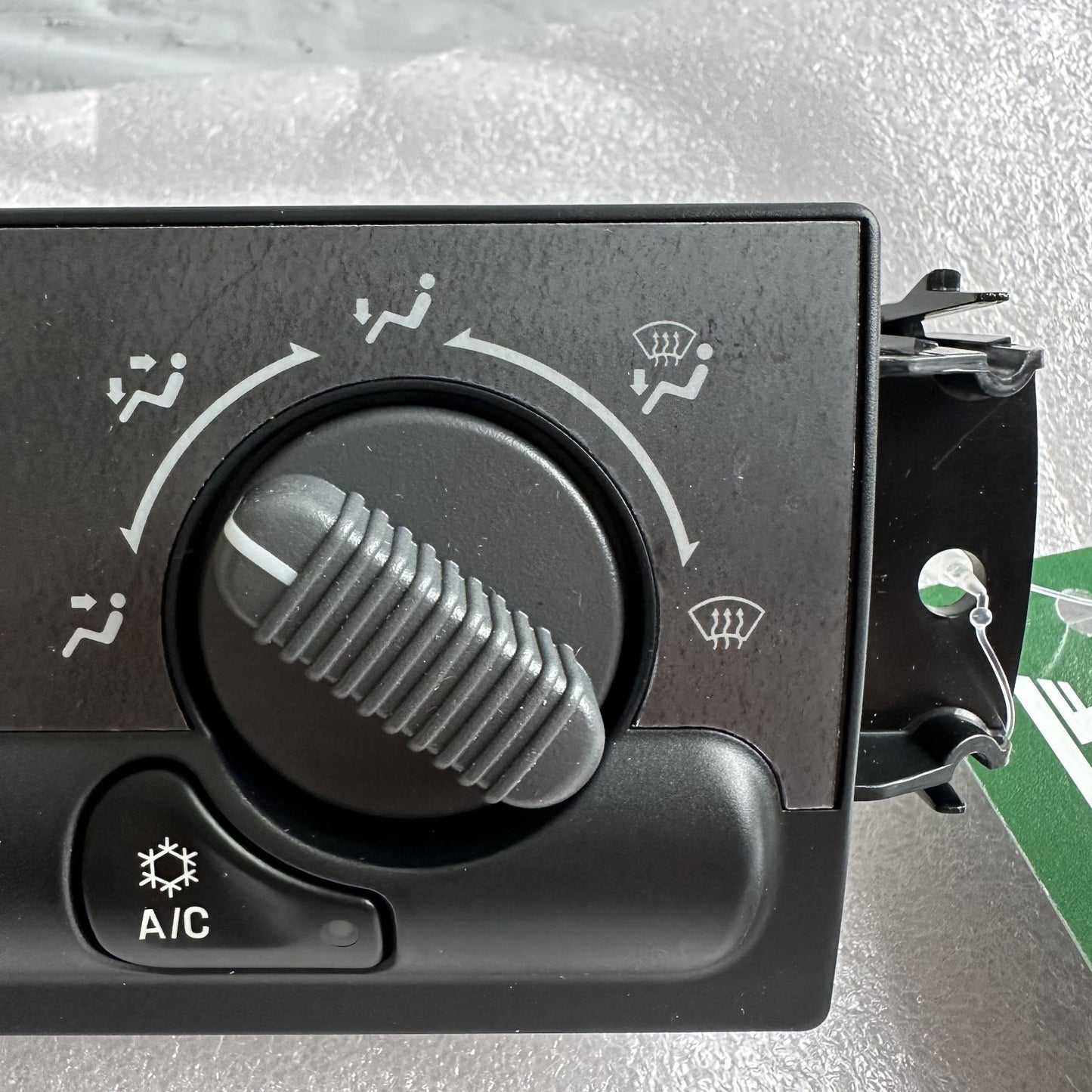 Dorman 599-266 Reman HVAC Climate Control Module for 1999-2002 GM Trucks