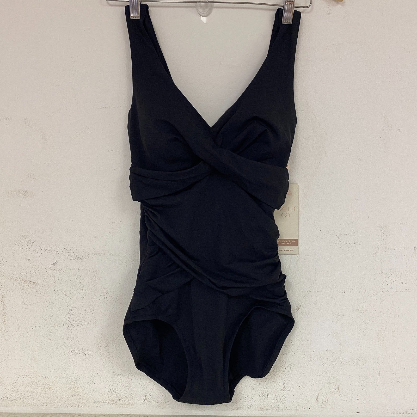 CALIA Womenâs Seamed Power Sculpt One Piece Swimsuit Pure Black Size WSA22102