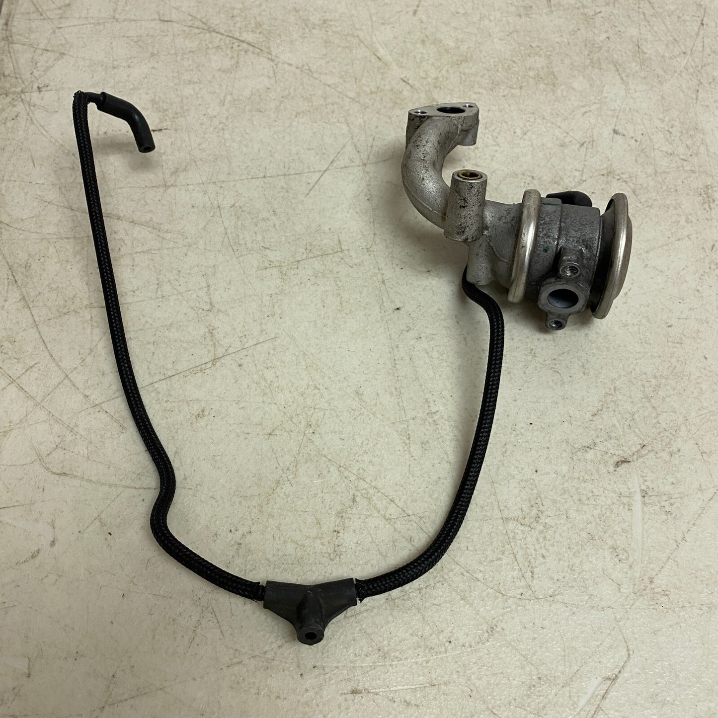 Audi Engine Right Passenger Side EGRC bination Valve 06E 131 102 M 17-19 Audi Q7