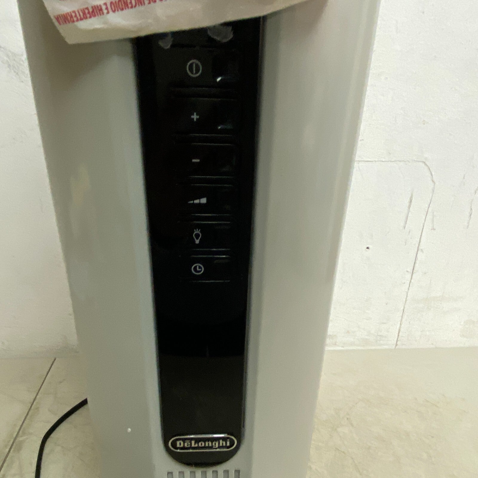 DeLonghi Radia Digital 5 5697585 1500 Watt White Electric Space Heater