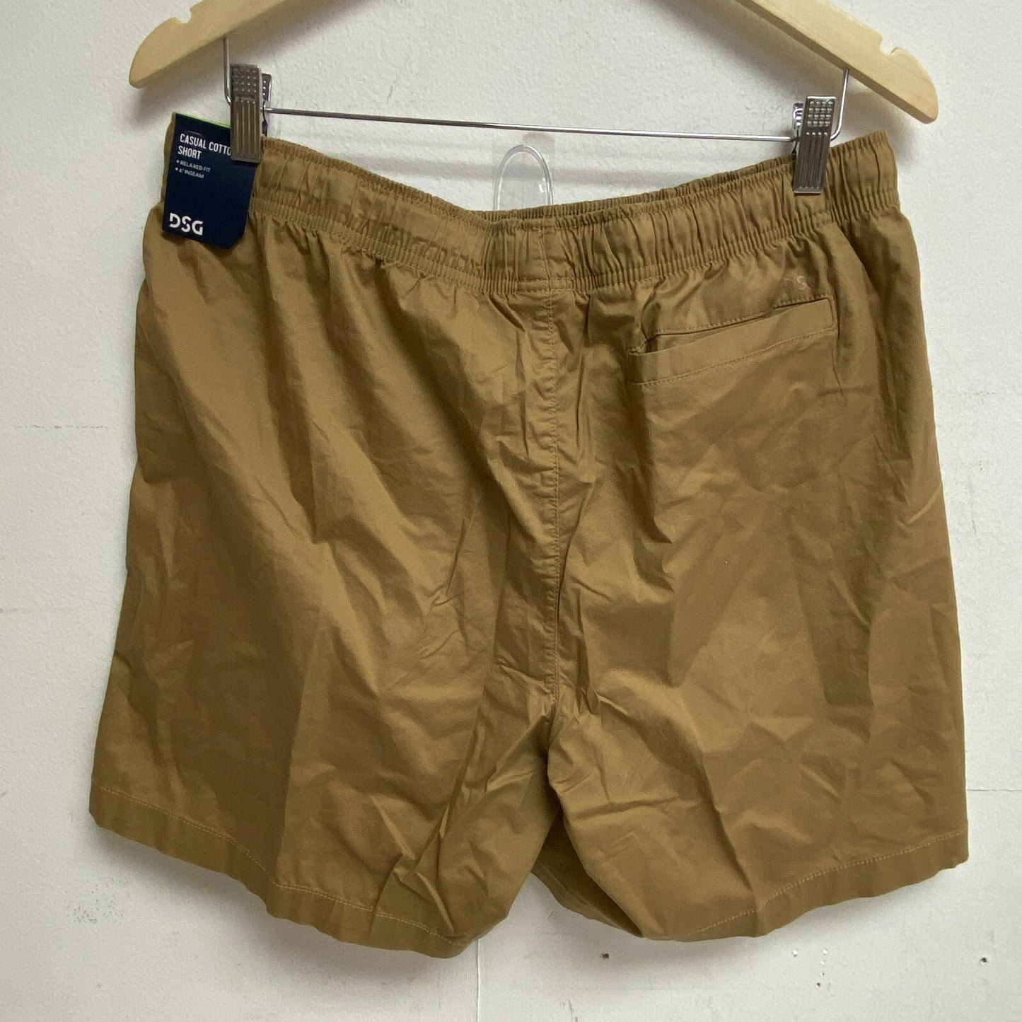 DSG Men's 6" Inseam Cotton Woven Shorts Sahara Sand Relaxed Solid Trend DAM13135