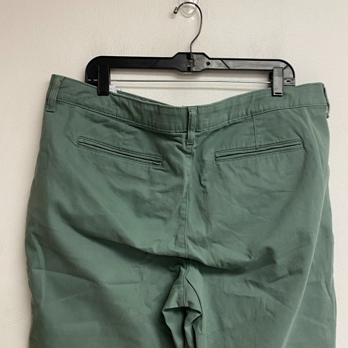 St. John's Bay Woman's Relaxed Fit Girl Pant Mid-Rise Easy Pants Size 16 Laurel