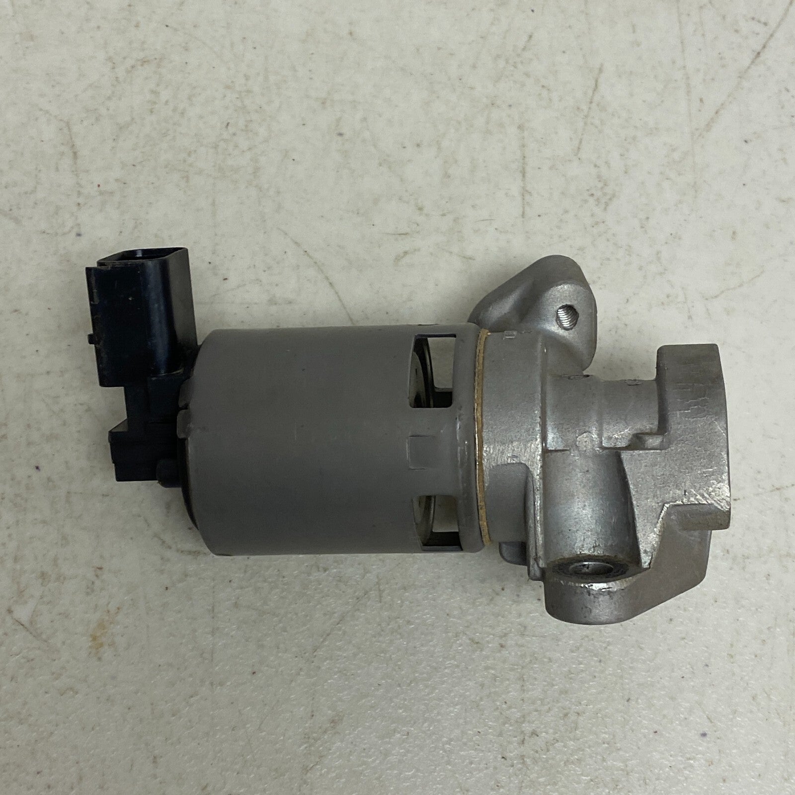 Exhaust Gas Recirculation (EGR) Valve-VIN: R Standard EGV825
