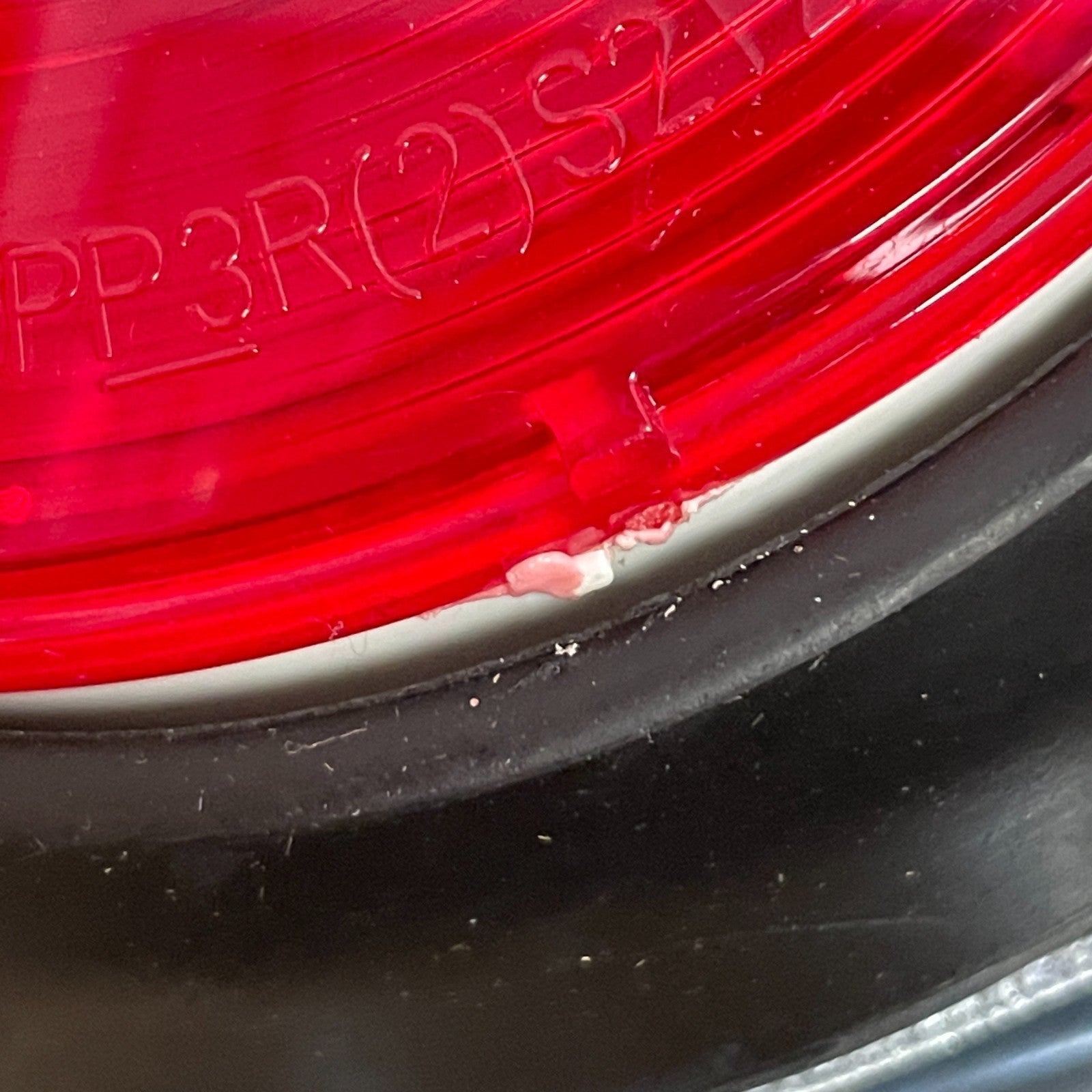 Grote Heavy‑Duty Magnetic Towing Lamp Kit Red 4‑Pole 65402‑4