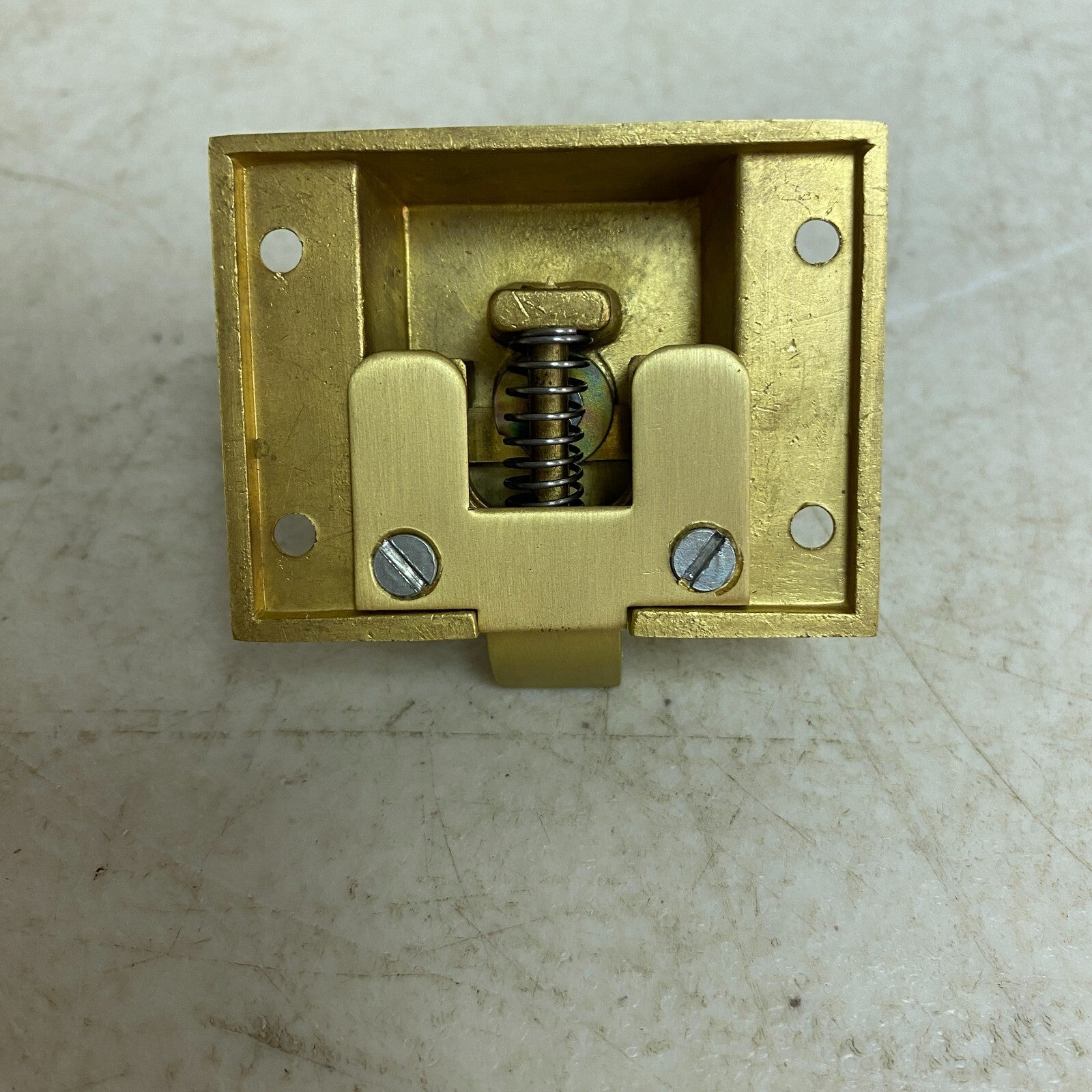 SIGNATURE HARDWARE PITKIN BRASS CABINET LATCHES WITH OVAL KNOB- SATIN BRASS