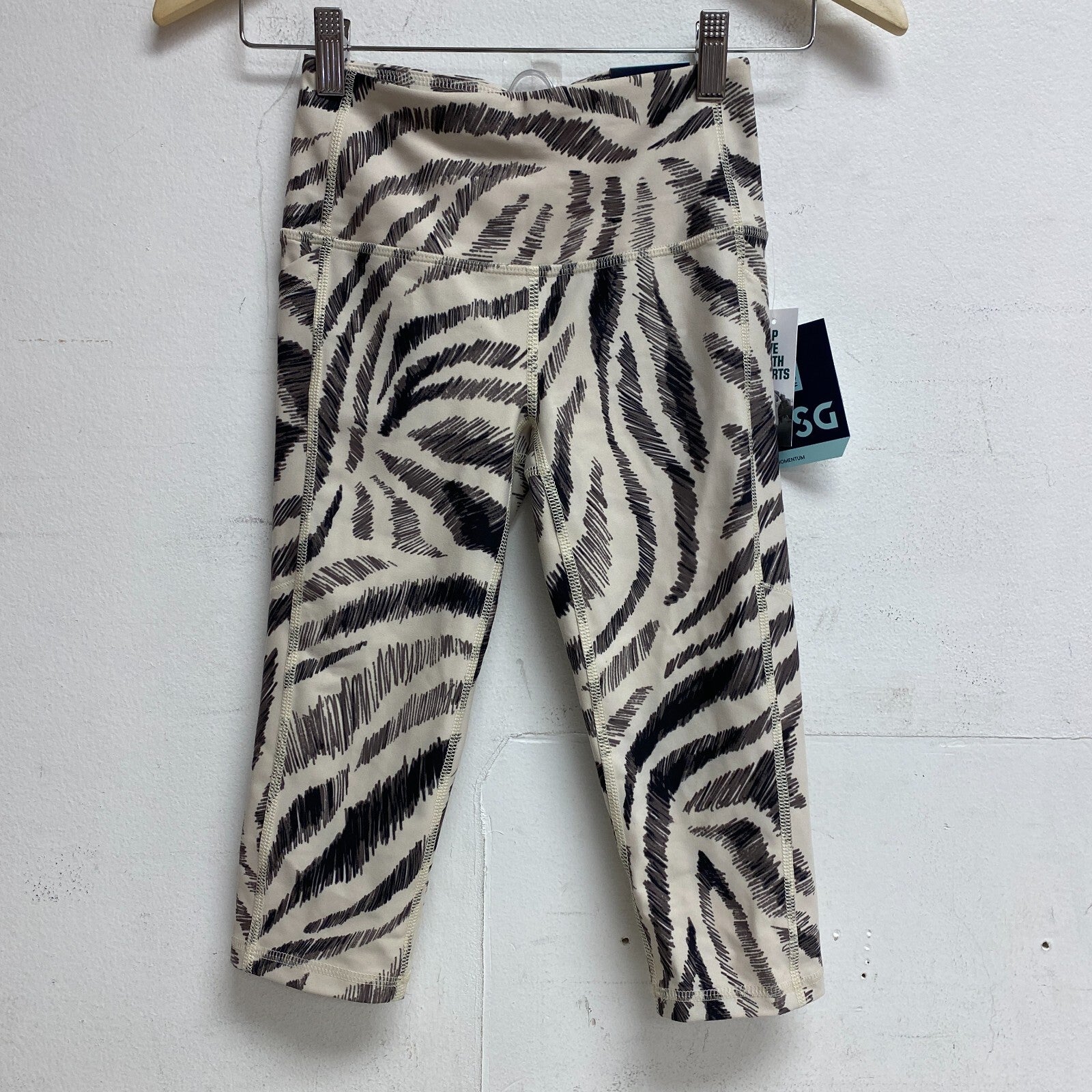 DSG Women's Momentum Performance Cropped Leggings Trippy Zebra Sand DAW12328PRT