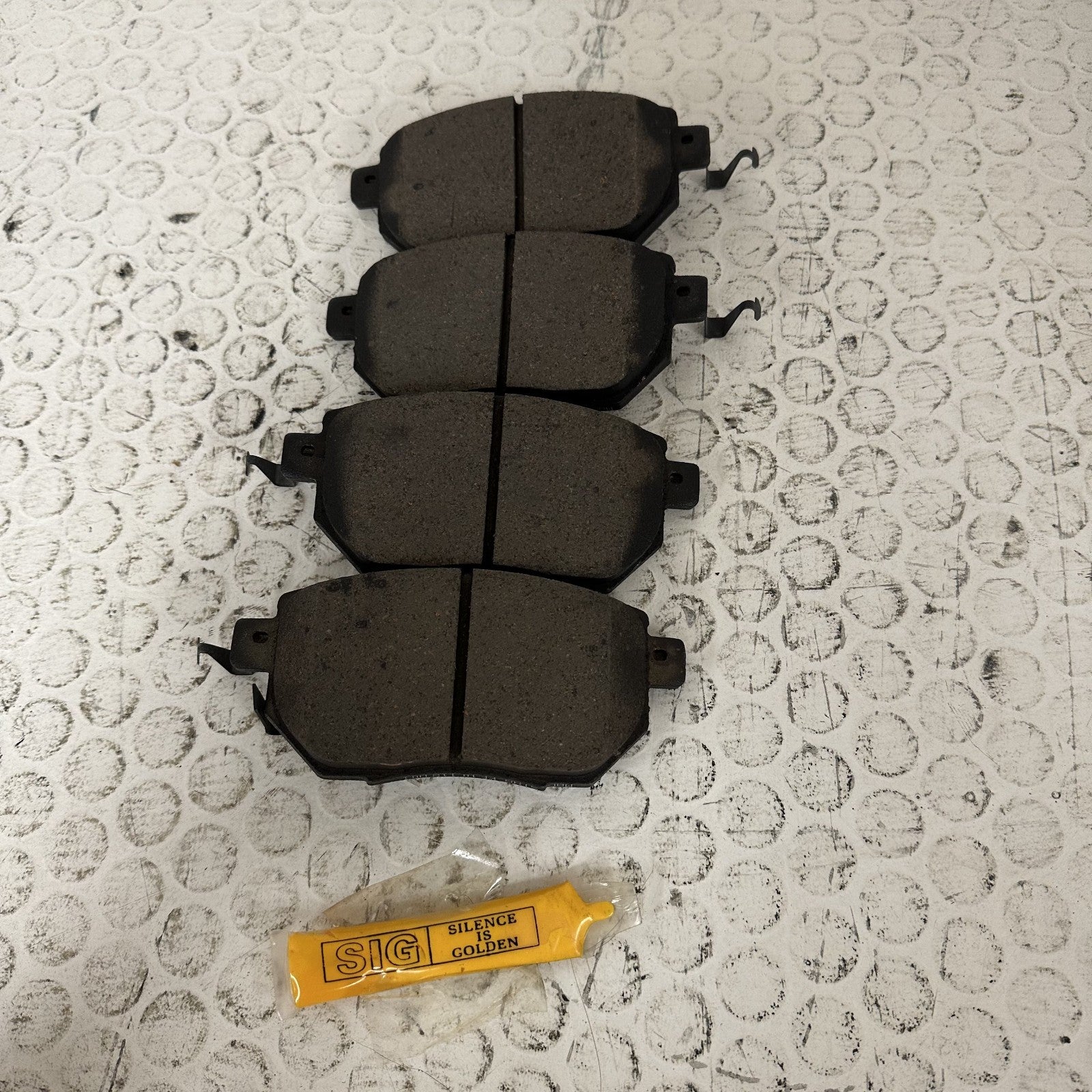 Partsmaster MD931 Front Ceramic Brake Pad Set Nissan Maxima 2000-2003