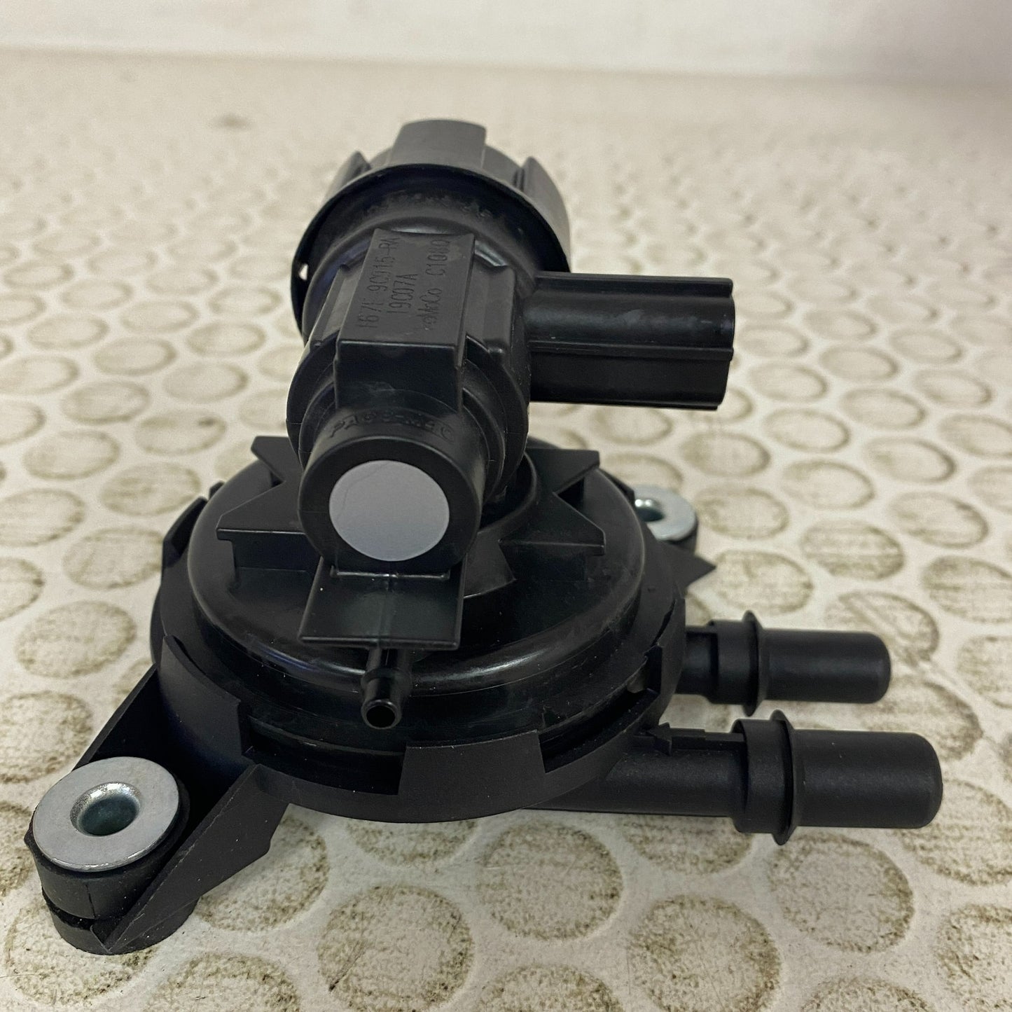 CARQUEST Premium Vapor Canister Purge Solenoid Black CPC1126