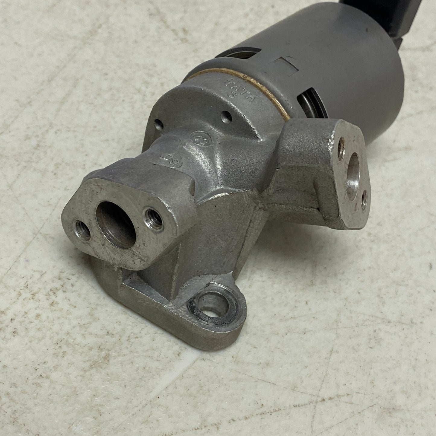 Exhaust Gas Recirculation (EGR) Valve-VIN: R Standard EGV825