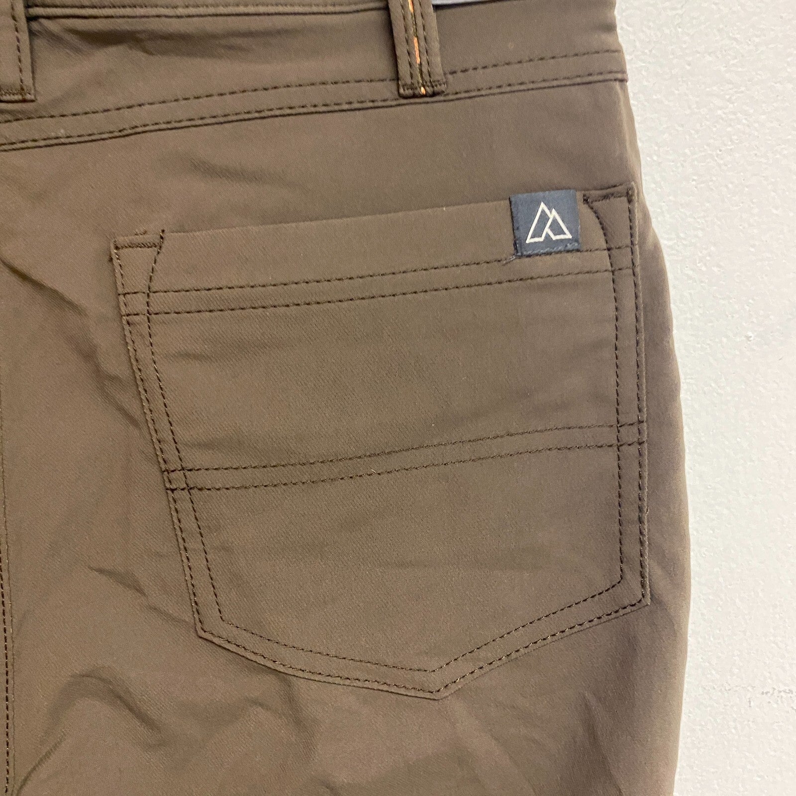 Alpine Design Men's M AD Trailhead Tech Modern Fit Pant Coffee Grounds ADM20900