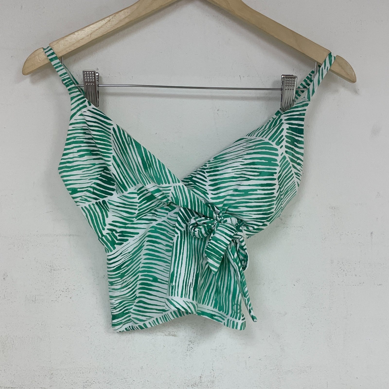 Calia Womenâs Tie-Front Tankini Palm Green Medium Support Swim Top WSA22302PRT