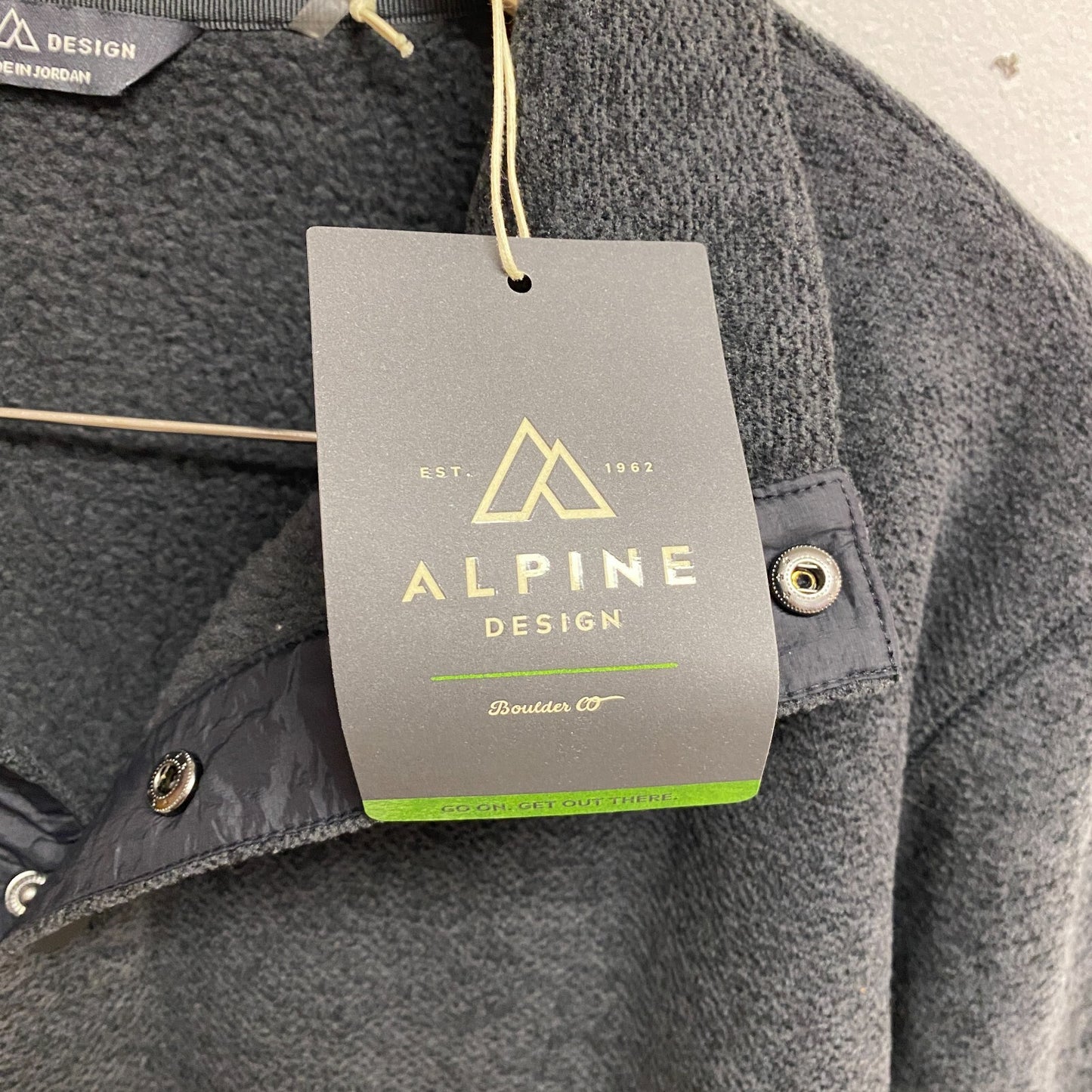 Alpine Design Men's Retreat QTR Snap Fleece Pure Black Heather ADM23603 New