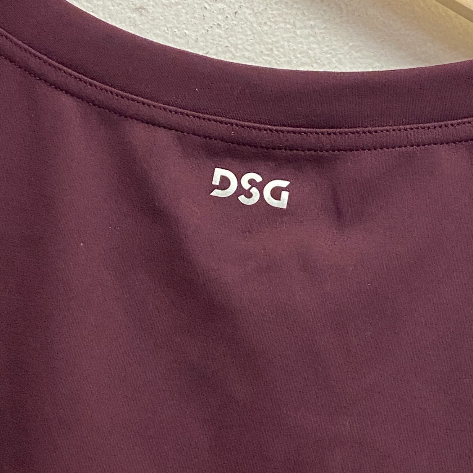 DSG X TWITCH + ALLISON Womens High Neck Fashion Tank Top Shirt Wine Tasting