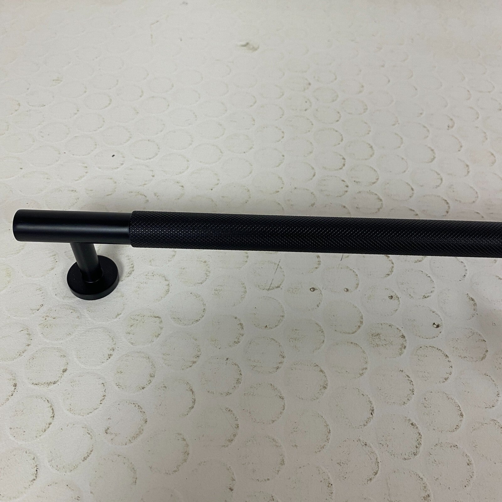 Signature Hardware 18″ Evinger Knurled Brass Appliance Pull Matte Black SH450357