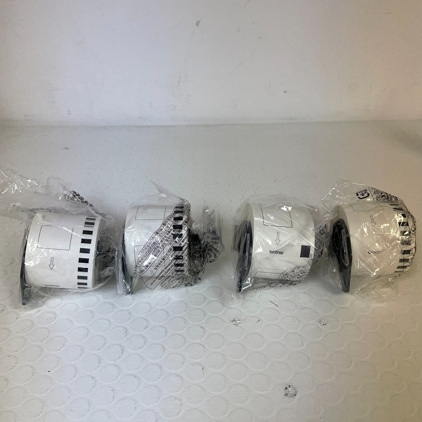 DK-2205 62mm x 30.4cm or 2.4" x 100' Continuous Paper Label Tape for Brother QL