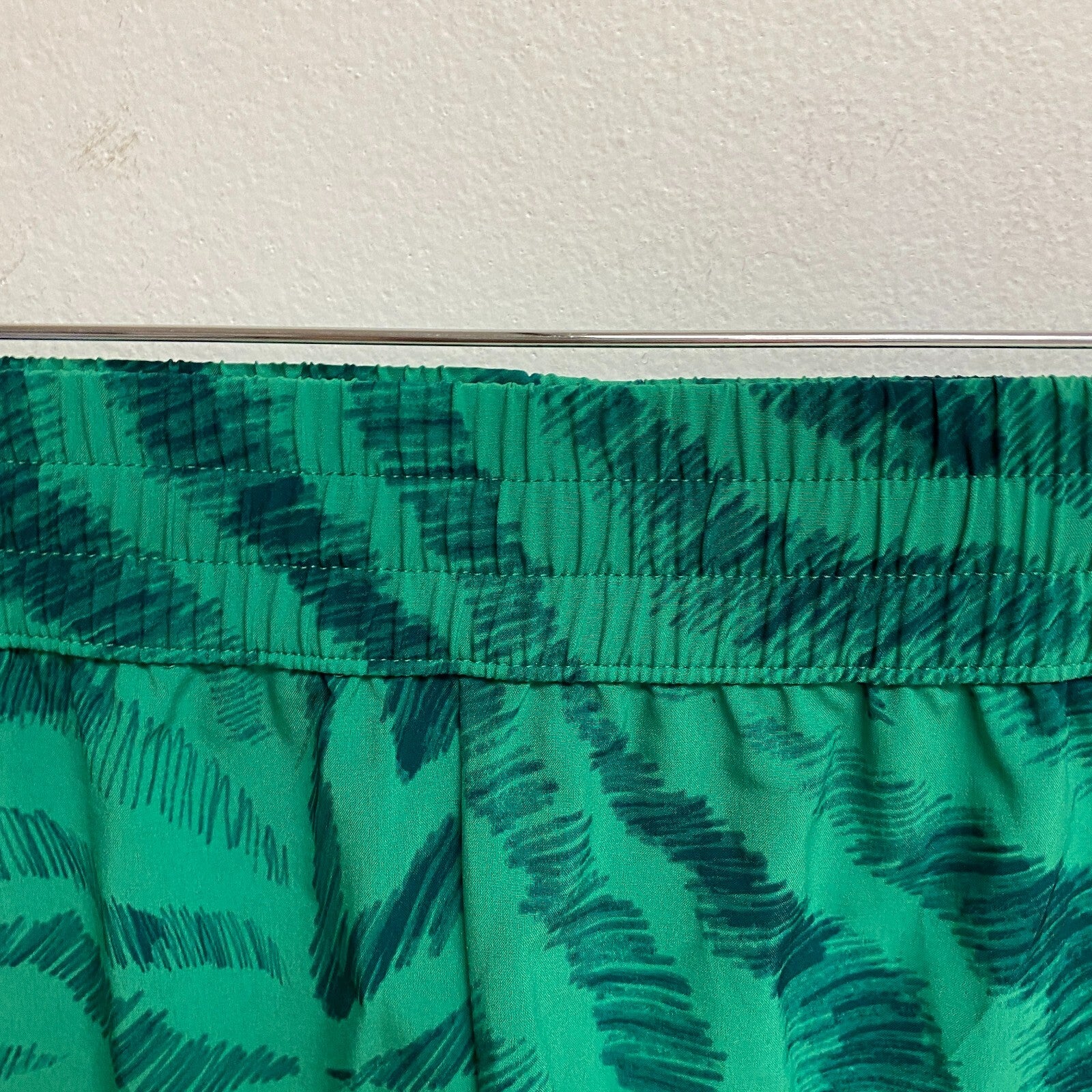 DSG Women's 3" Stride Shorts Trippy Zebra Green Stylish DAW39320APRTZ