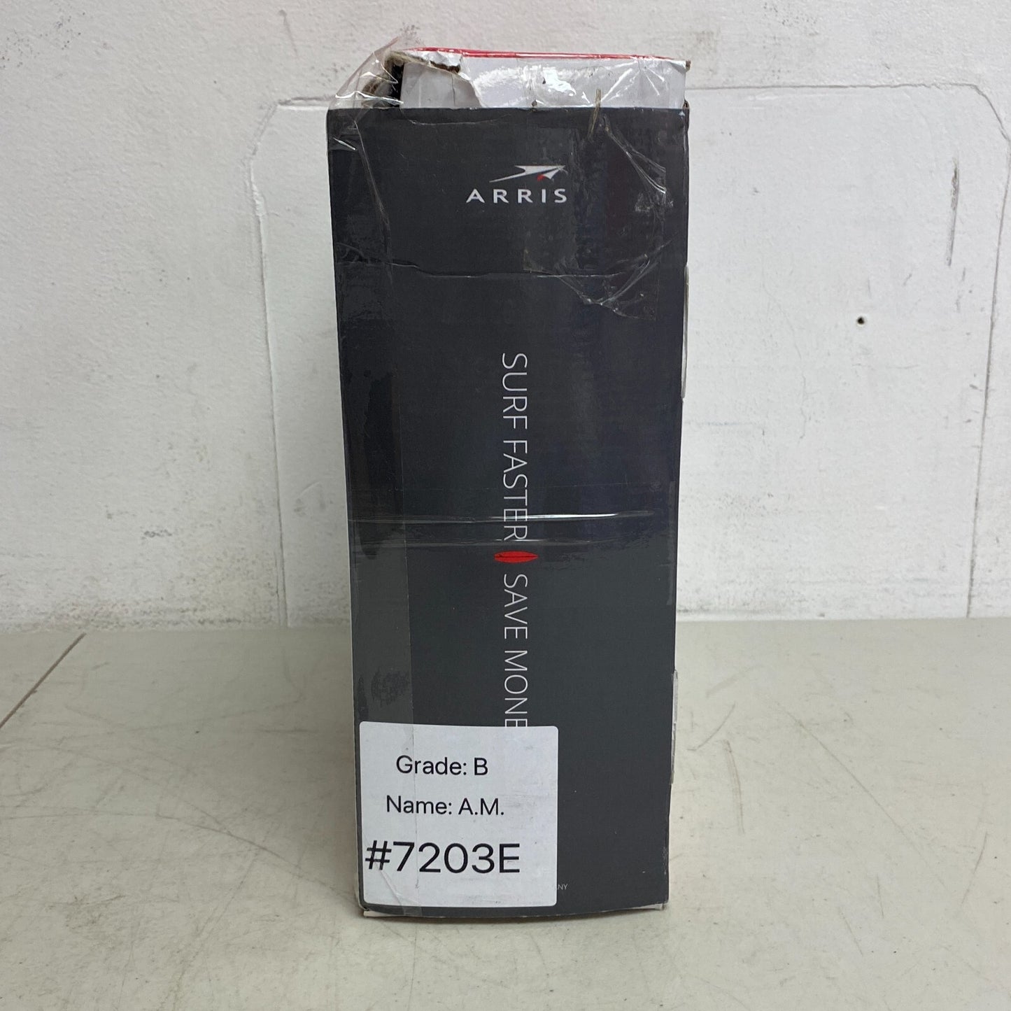 Arris SurfBoard SVG2482AC White DOCSIS Internet WiFi & Voice Modem 960Mbps