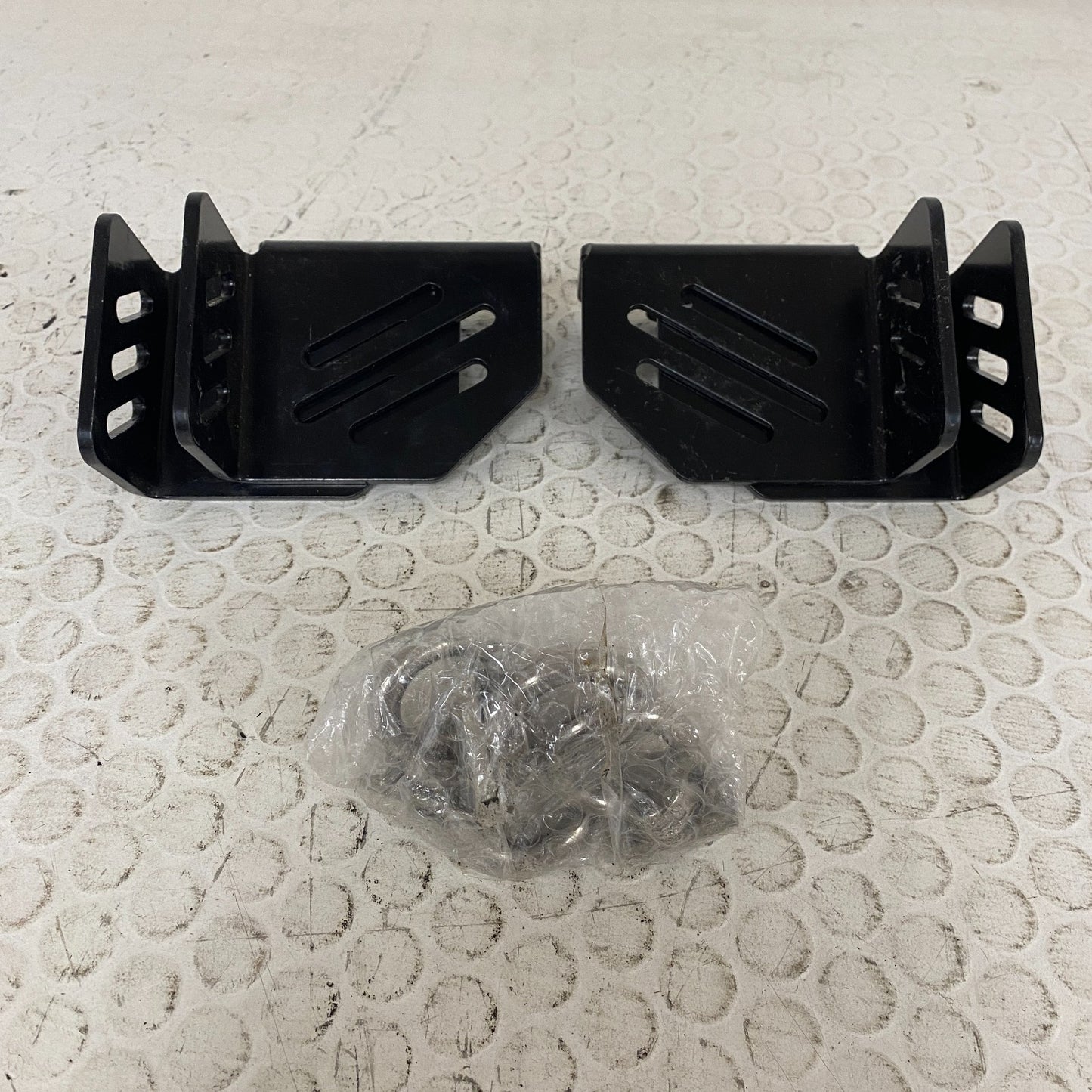 MaxxHaul 50845 Platform Cargo Corner Brackets w/ Anchor Points Rack