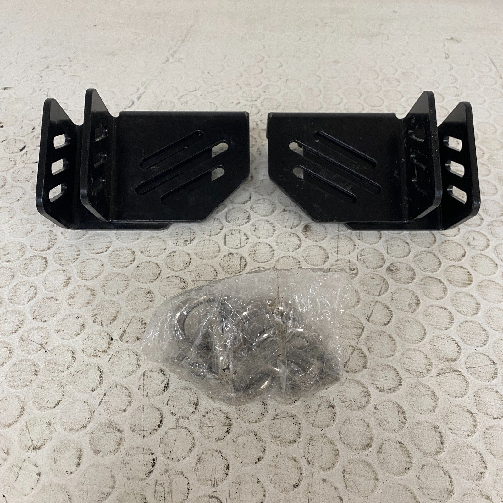 MaxxHaul 50845 Platform Cargo Corner Brackets w/ Anchor Points Rack