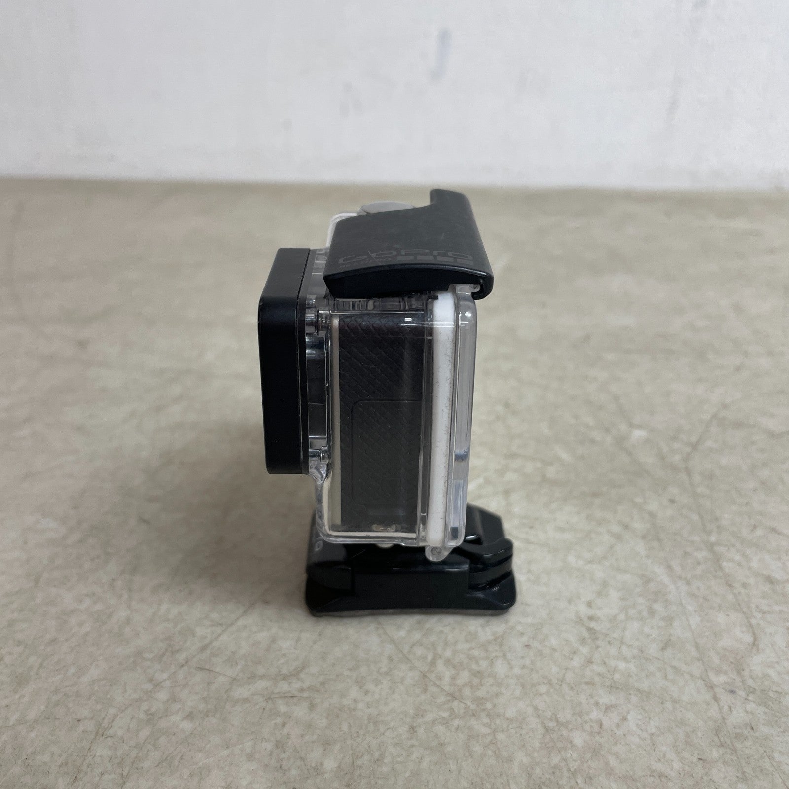 GoPro HERO3+ Silver Action Camera with Weatherproof Clear Case HD Video Capture