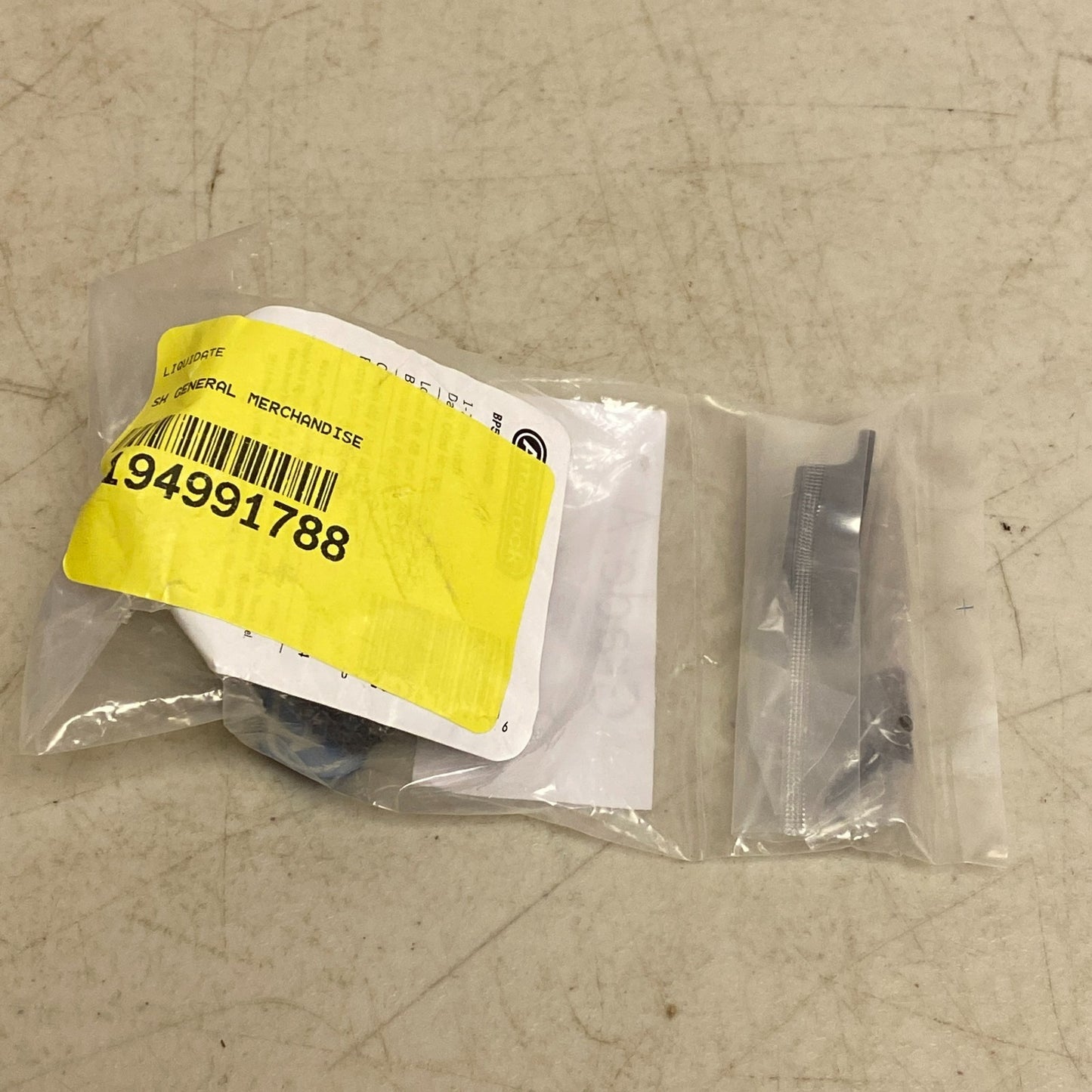 Amerock Bronze Cabinet Latch 47.63 mm Center-to-Center Pull Vintage Style