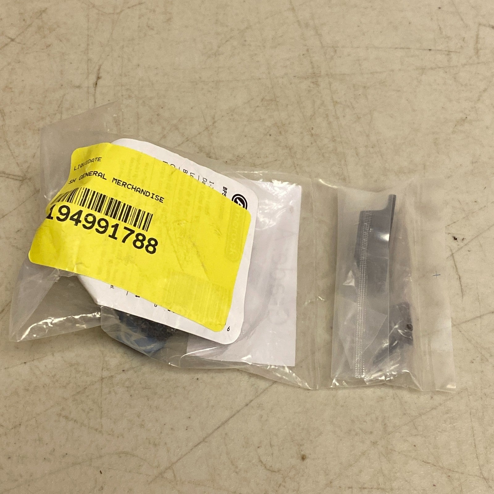 Amerock Bronze Cabinet Latch 47.63 mm Center-to-Center Pull Vintage Style