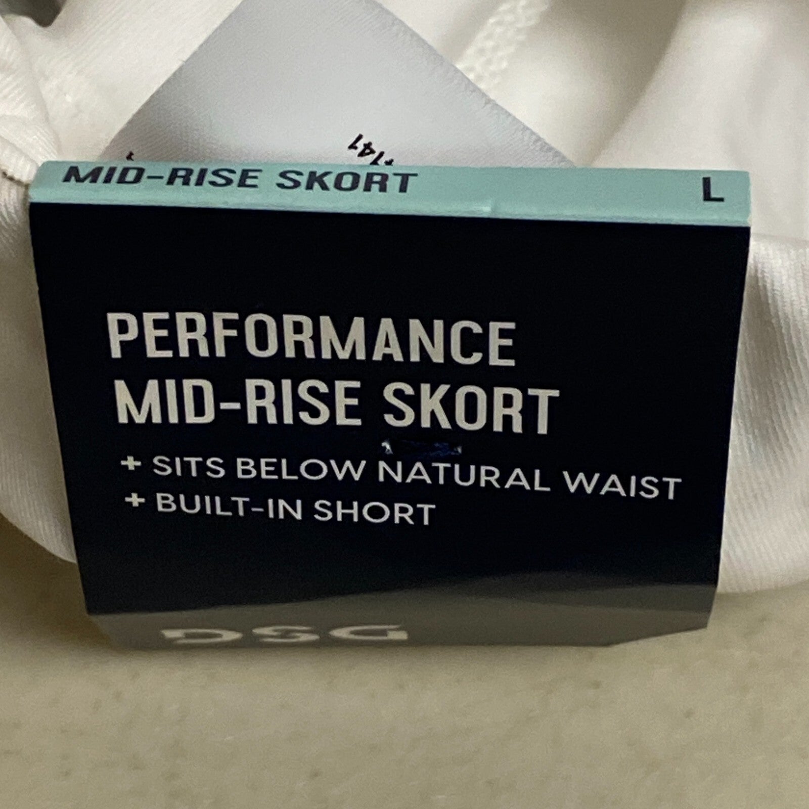 DSG Womens Pleated Skort Pockets Mid Rise Pure White BOSSW13330 BRAND NEW