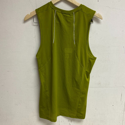 VRST Men's Accelerate Tank Bright Moss MAX231522 Sporty Fitness Training Gym