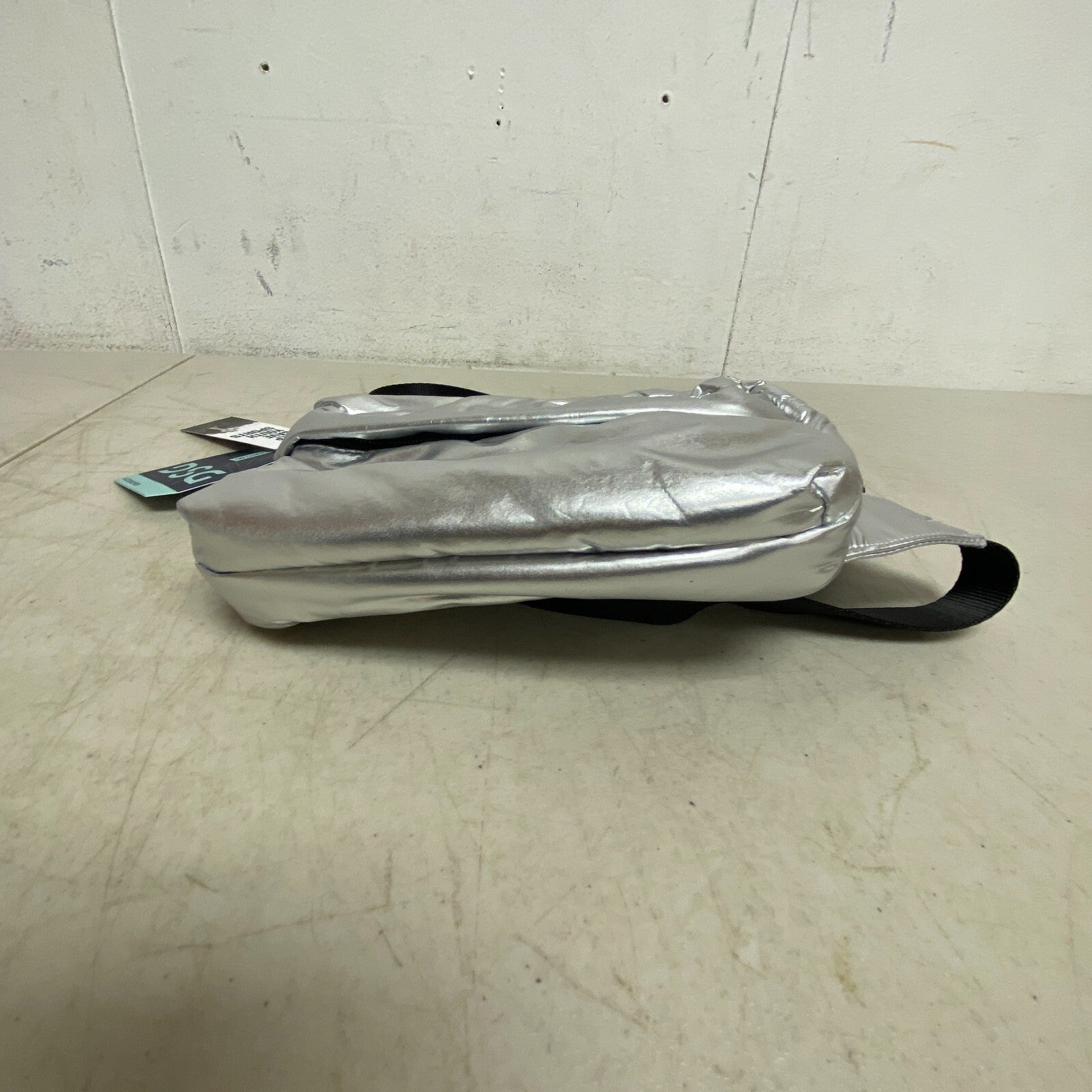 DSG Women's Accessories Essential Crossbody Bag Waist Pack Silver DSGBOSS05 New