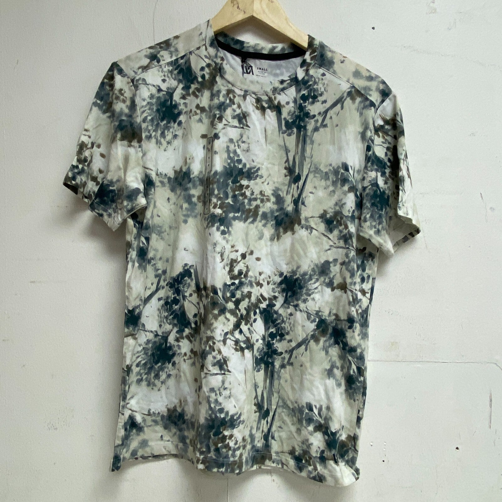 VRST Mens Essential Tee Print Botanic Mineral Teal MAX100328P BRAND NEW